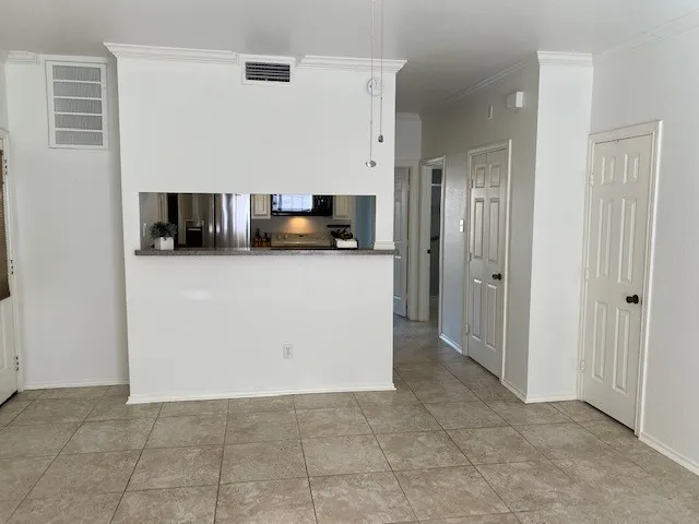 Condominium For Sale in Dallas County , 226 Samuel Boulevard F1, Coppell, Texas 75019, 1 Bedroom, 1 Bathroom, Garage spaces, 713 Sqft, built in 1984, mls#21333550, Real Estate Agent in Coppell, Homes For Sale in Dallas county, Homes For Sale in Coppell, Realtor in Coppell Texas, Real Estate Brokerage Independent Realty Texas, Luminita Cordes Realtor