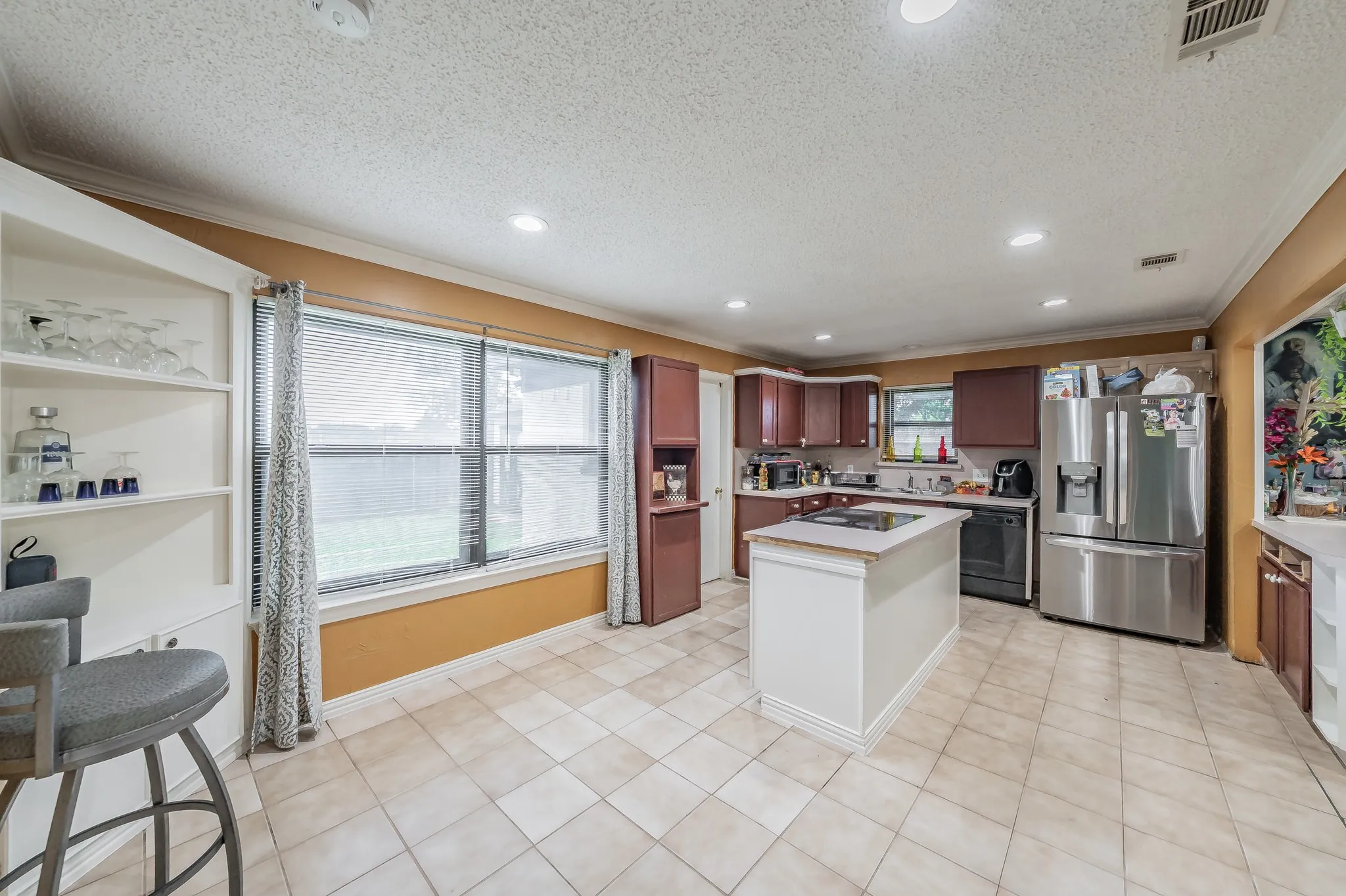 Single Family Residence For Sale in Dallas County , 713 Keystone Street, Mesquite, Texas 75149, 4 Bedrooms, 2 Bathrooms, Garage spaces, 1,731 Sqft, built in 1970, Price $287,000, mls#21330303, Real Estate Agent in Mesquite, Homes For Sale in Dallas county, Homes For Sale in Mesquite, Realtor in Mesquite Texas, Real Estate Brokerage Independent Realty Texas, Luminita Cordes Realtor