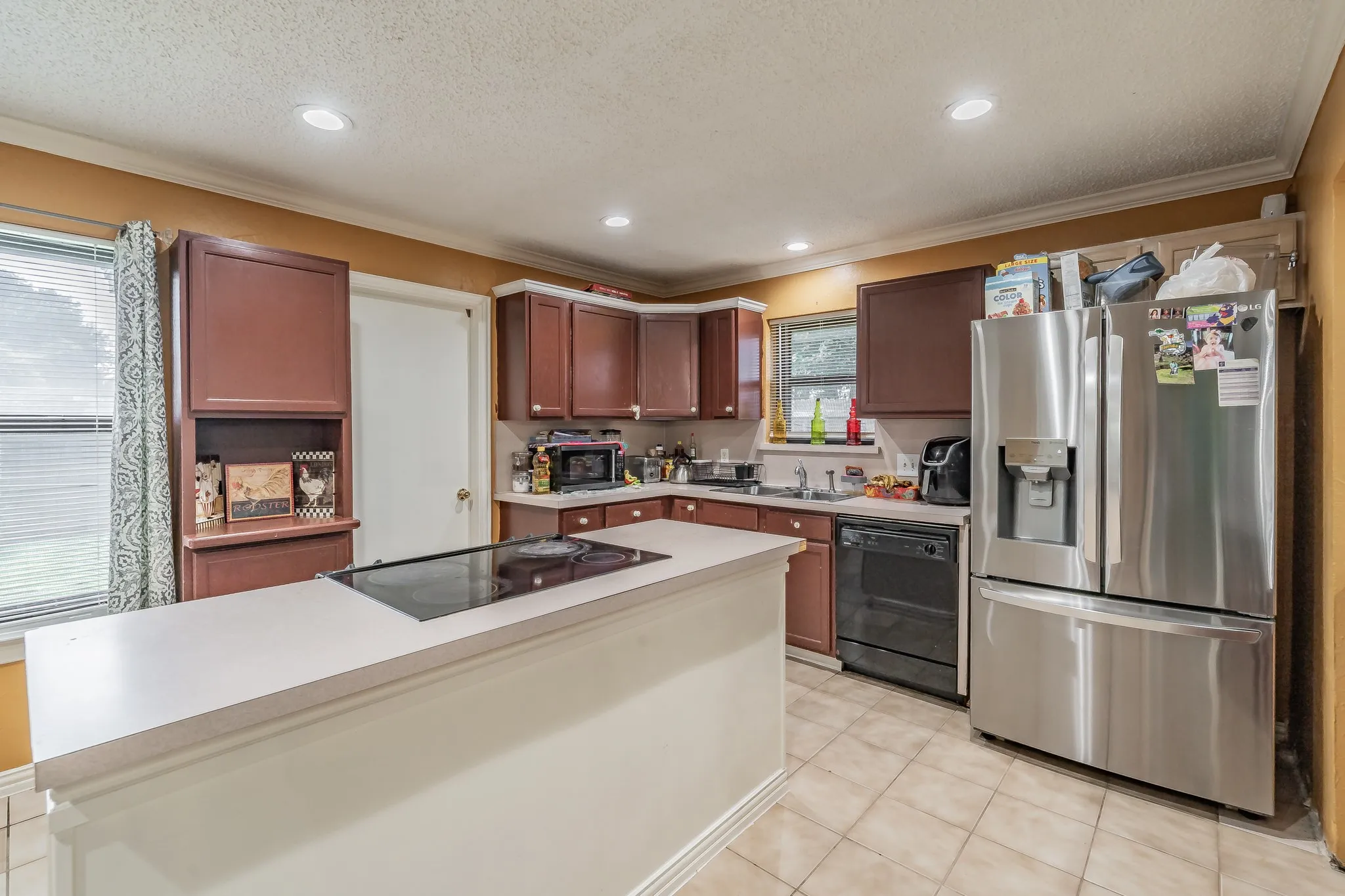 Single Family Residence For Sale in Dallas County , 713 Keystone Street, Mesquite, Texas 75149, 4 Bedrooms, 2 Bathrooms, Garage spaces, 1,731 Sqft, built in 1970, Price $287,000, mls#21330303, Real Estate Agent in Mesquite, Homes For Sale in Dallas county, Homes For Sale in Mesquite, Realtor in Mesquite Texas, Real Estate Brokerage Independent Realty Texas, Luminita Cordes Realtor