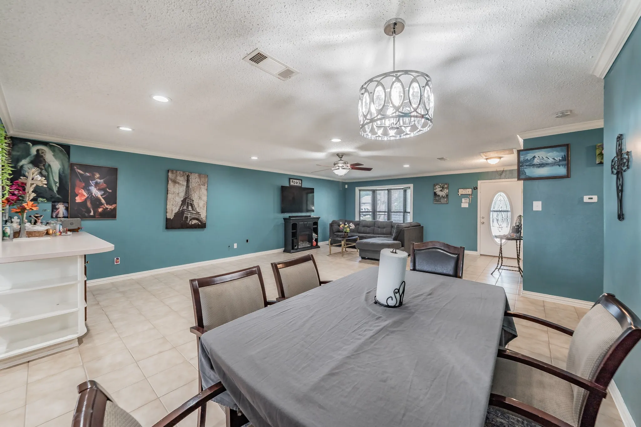 Single Family Residence For Sale in Dallas County , 713 Keystone Street, Mesquite, Texas 75149, 4 Bedrooms, 2 Bathrooms, Garage spaces, 1,731 Sqft, built in 1970, Price $287,000, mls#21330303, Real Estate Agent in Mesquite, Homes For Sale in Dallas county, Homes For Sale in Mesquite, Realtor in Mesquite Texas, Real Estate Brokerage Independent Realty Texas, Luminita Cordes Realtor