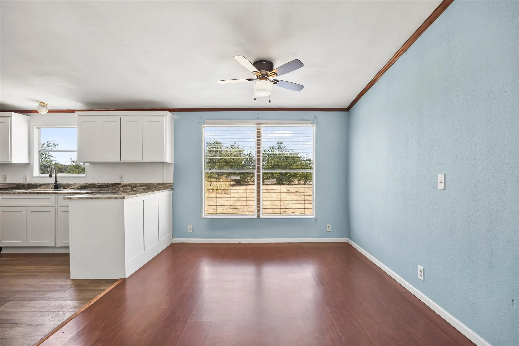 Manufactured Home For Sale in Hunt County , 4028 County Road 2526, Royse City, Texas 75189, 4 Bedroom, 3 Bathroom, Garage spaces, 2,128 Sqft, built in 2002, mls#21333848, Real Estate Agent in Royse City, Homes For Sale in Hunt county, Homes For Sale in Royse City, Realtor in Royse City Texas, Real Estate Brokerage Independent Realty Texas, Luminita Cordes Realtor