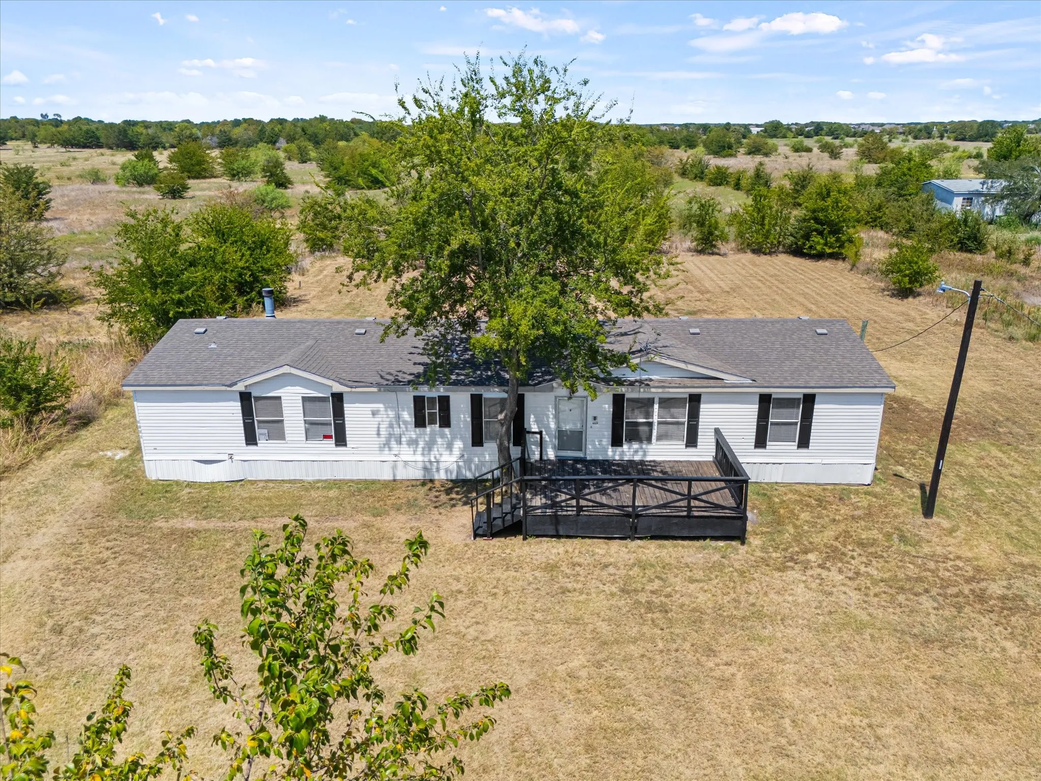 Manufactured Home For Sale in Hunt County , 4028 County Road 2526, Royse City, Texas 75189, 4 Bedroom, 3 Bathroom, Garage spaces, 2,128 Sqft, built in 2002, mls#21333848, Real Estate Agent in Royse City, Homes For Sale in Hunt county, Homes For Sale in Royse City, Realtor in Royse City Texas, Real Estate Brokerage Independent Realty Texas, Luminita Cordes Realtor