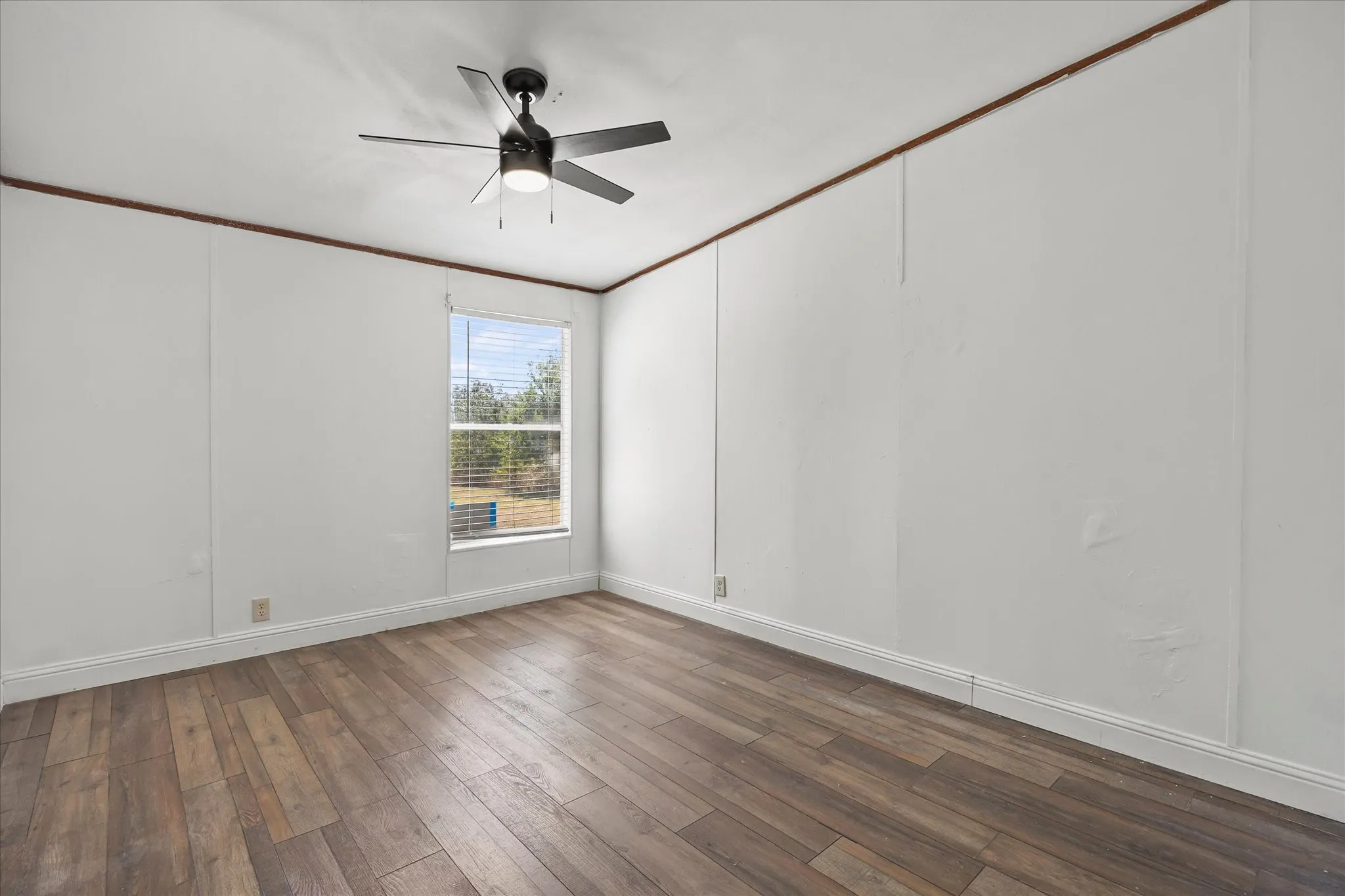 Manufactured Home For Sale in Hunt County , 4028 County Road 2526, Royse City, Texas 75189, 4 Bedroom, 3 Bathroom, Garage spaces, 2,128 Sqft, built in 2002, mls#21333848, Real Estate Agent in Royse City, Homes For Sale in Hunt county, Homes For Sale in Royse City, Realtor in Royse City Texas, Real Estate Brokerage Independent Realty Texas, Luminita Cordes Realtor