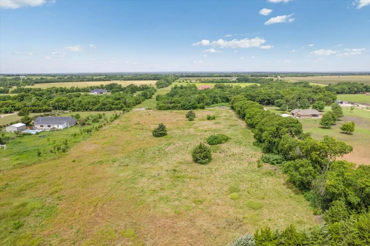 Unimproved Land For Sale in Fannin County , 10843 E Line Road, Trenton, Texas 75490, 0, 0, Garage spaces, 0 Sqft, built in 0, Price $180,000, mls#21332754, Real Estate Agent in Trenton, Homes For Sale in Fannin county, Homes For Sale in Trenton, Realtor in Trenton Texas, Real Estate Brokerage Independent Realty Texas, Luminita Cordes Realtor