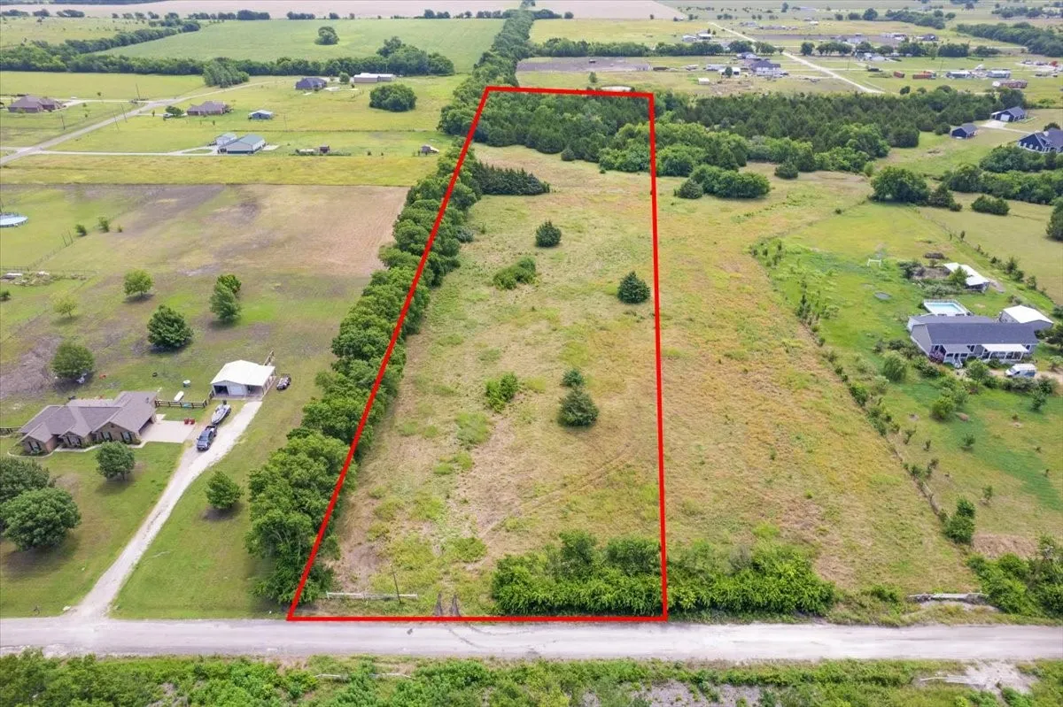 Unimproved Land For Sale in Fannin County , 10843 E Line Road, Trenton, Texas 75490, 0, 0, Garage spaces, 0 Sqft, built in 0, Price $180,000, mls#21332754, Real Estate Agent in Trenton, Homes For Sale in Fannin county, Homes For Sale in Trenton, Realtor in Trenton Texas, Real Estate Brokerage Independent Realty Texas, Luminita Cordes Realtor