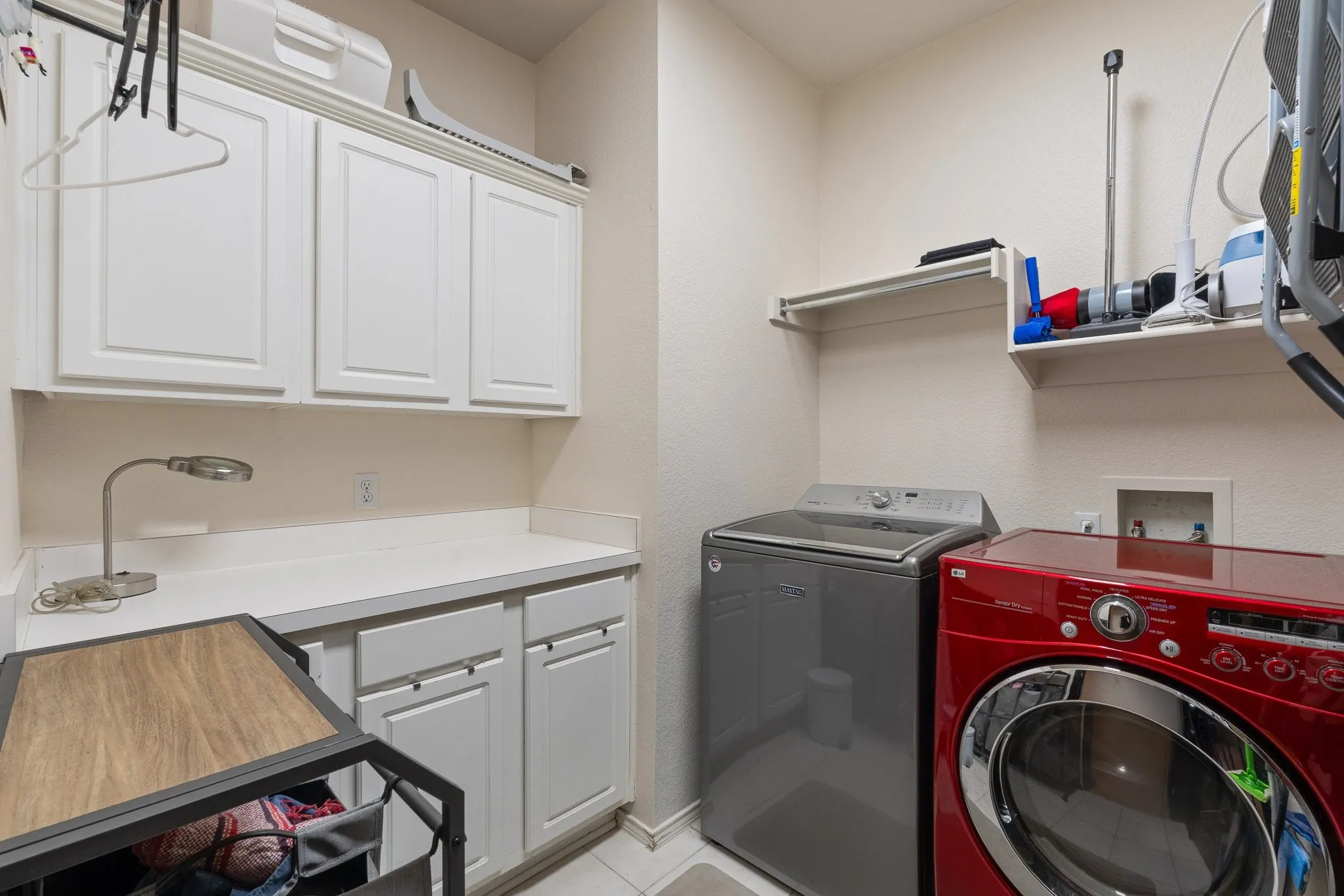 Single Family Residence For Sale in Tarrant County , 2814 Saint Maria Drive, Mansfield, Texas 76063, 4 Bedroom, 4 Bathroom, 3 Garage spaces, 3,514 Sqft, built in 2002, mls#21334085, Real Estate Agent in Mansfield, Homes For Sale in Tarrant county, Homes For Sale in Mansfield, Realtor in Mansfield Texas, Real Estate Brokerage Independent Realty Texas, Luminita Cordes Realtor