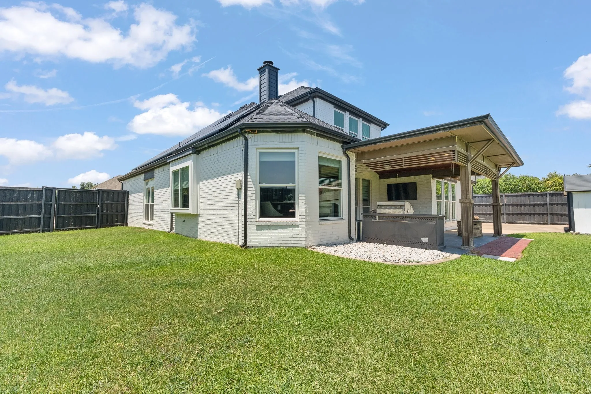 Single Family Residence For Sale in Tarrant County , 2814 Saint Maria Drive, Mansfield, Texas 76063, 4 Bedroom, 4 Bathroom, 3 Garage spaces, 3,514 Sqft, built in 2002, mls#21334085, Real Estate Agent in Mansfield, Homes For Sale in Tarrant county, Homes For Sale in Mansfield, Realtor in Mansfield Texas, Real Estate Brokerage Independent Realty Texas, Luminita Cordes Realtor