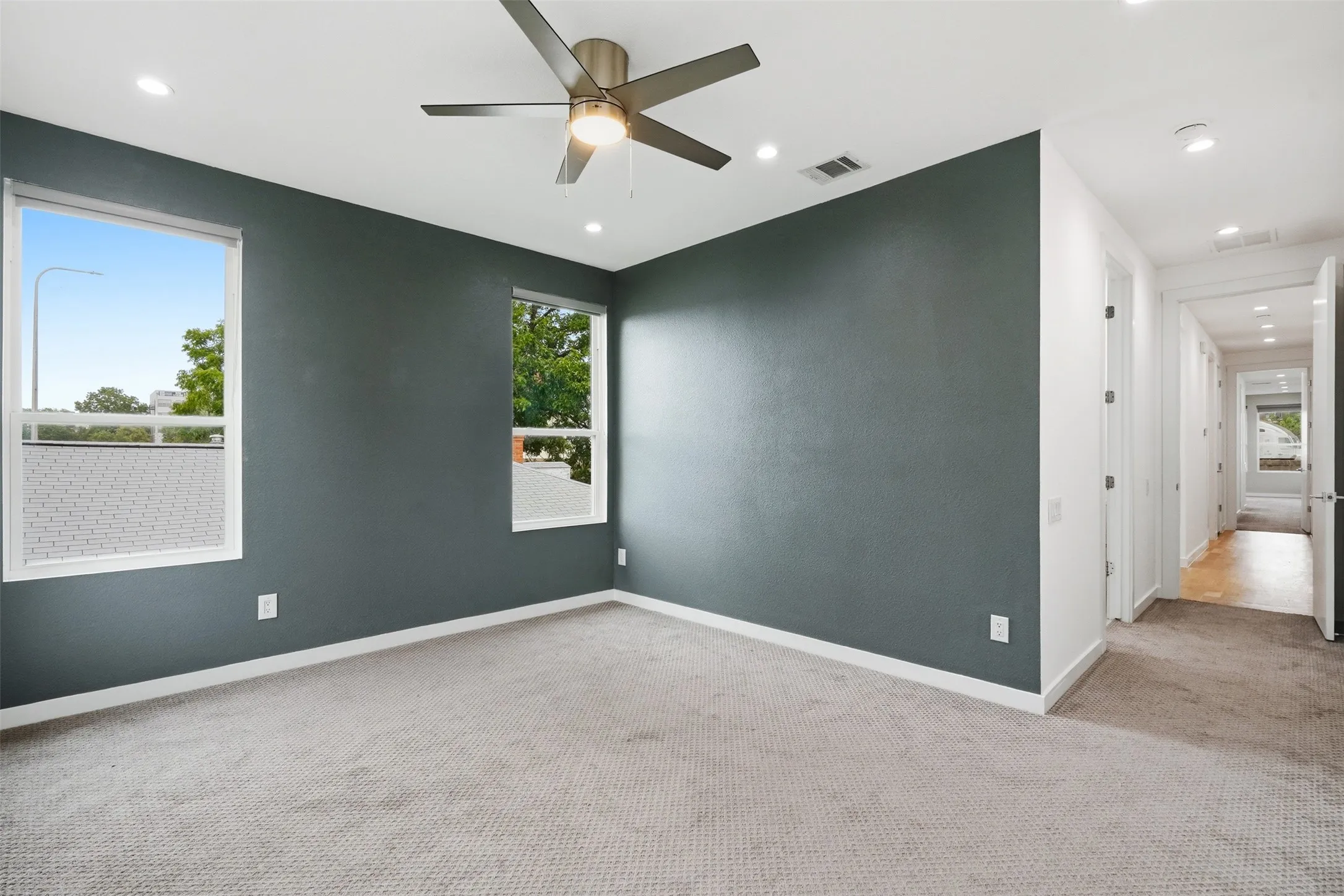 Condominium For Sale in Dallas County , 2724 Hondo, Dallas, Texas 75219, 3 Bedroom, 3 Bathroom, 1 Garage spaces, 1,876 Sqft, built in 2023, mls#21333278, Real Estate Agent in Dallas, Homes For Sale in Dallas county, Homes For Sale in Dallas, Realtor in Dallas Texas, Real Estate Brokerage Independent Realty Texas, Luminita Cordes Realtor