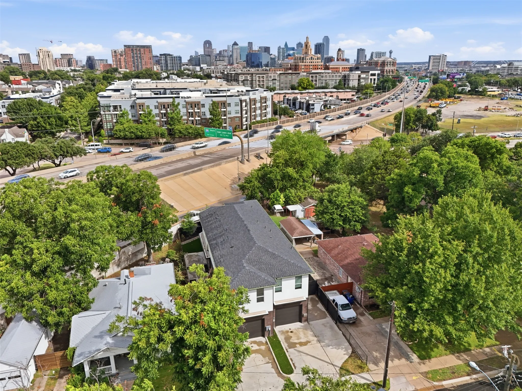 Condominium For Sale in Dallas County , 2724 Hondo, Dallas, Texas 75219, 3 Bedroom, 3 Bathroom, 1 Garage spaces, 1,876 Sqft, built in 2023, mls#21333278, Real Estate Agent in Dallas, Homes For Sale in Dallas county, Homes For Sale in Dallas, Realtor in Dallas Texas, Real Estate Brokerage Independent Realty Texas, Luminita Cordes Realtor