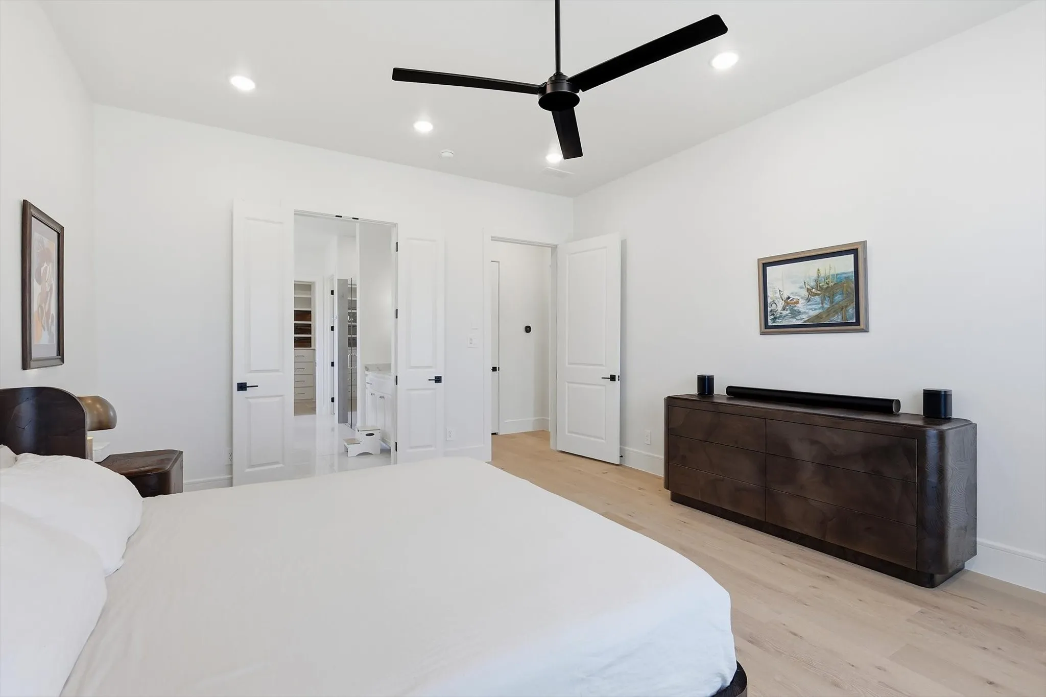 Single Family Residence For Sale in Parker County , 244 Lantern Ridge Drive, Aledo, Texas 76008, 4 Bedroom, 5 Bathroom, 3 Garage spaces, 4,185 Sqft, built in 2024, mls#21330230, Real Estate Agent in Aledo, Homes For Sale in Parker county, Homes For Sale in Aledo, Realtor in Aledo Texas, Real Estate Brokerage Independent Realty Texas, Luminita Cordes Realtor