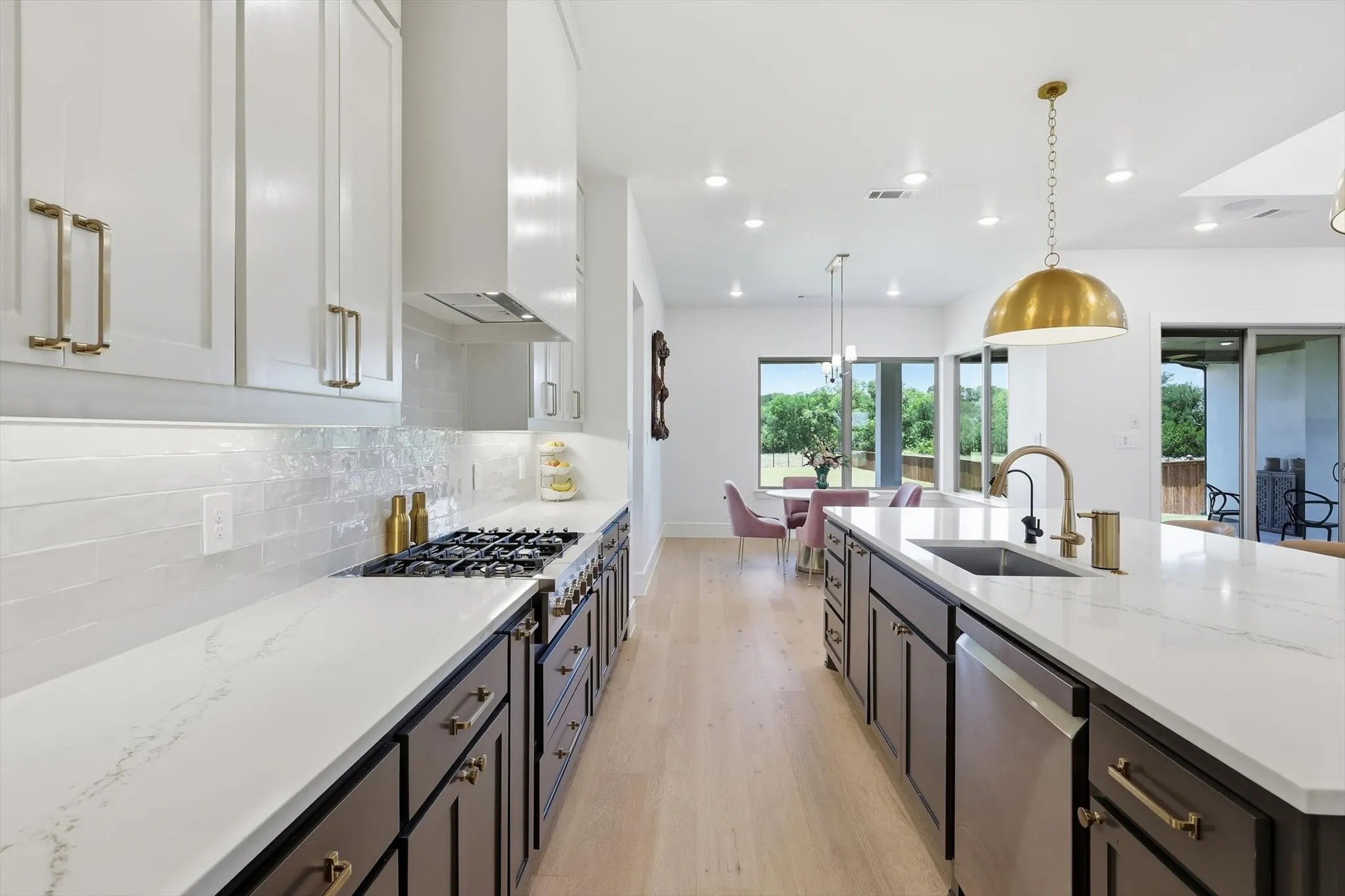 If you love a gas cooktop, this one is for you!