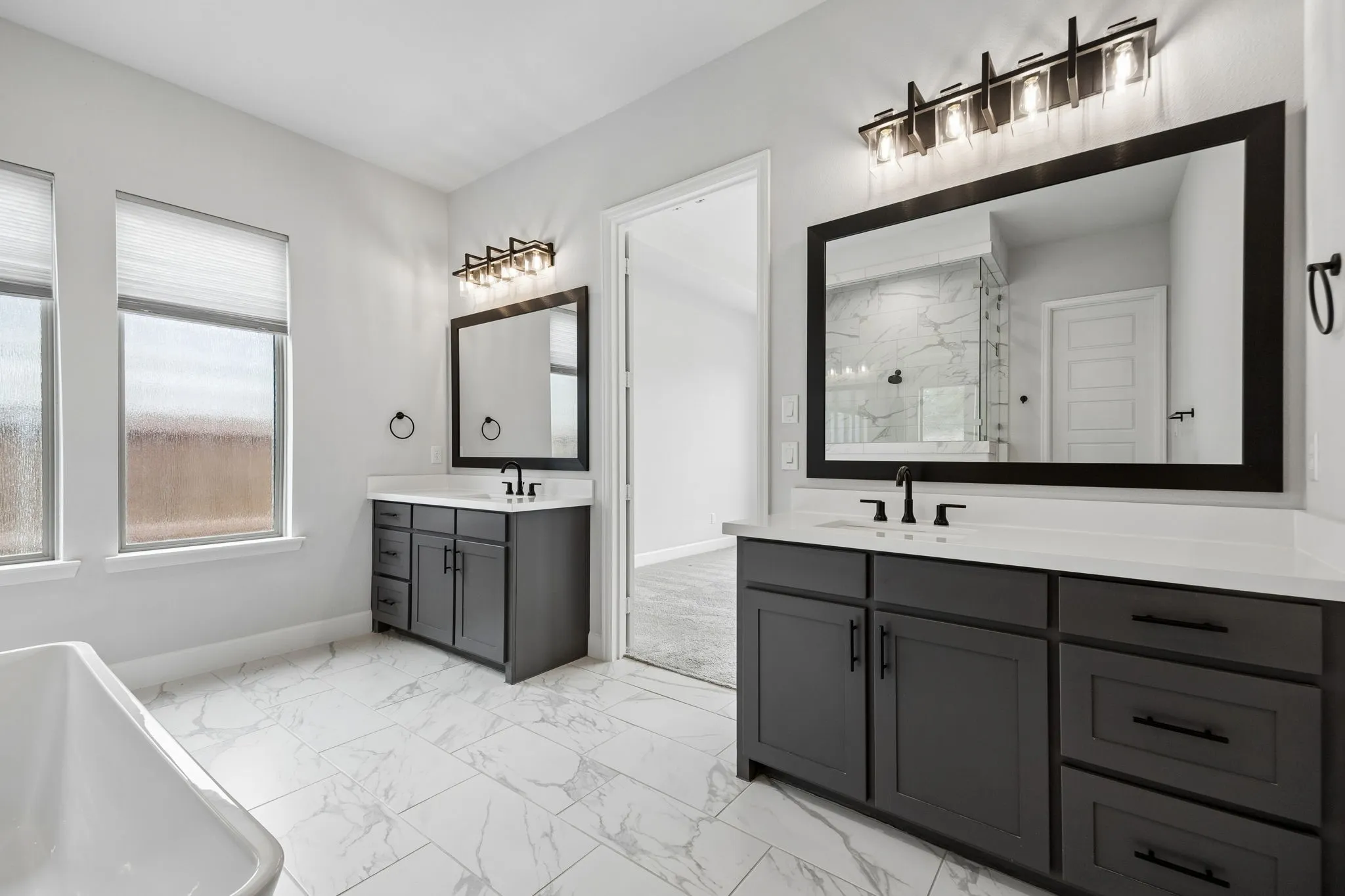 Primary Ensuite Bath