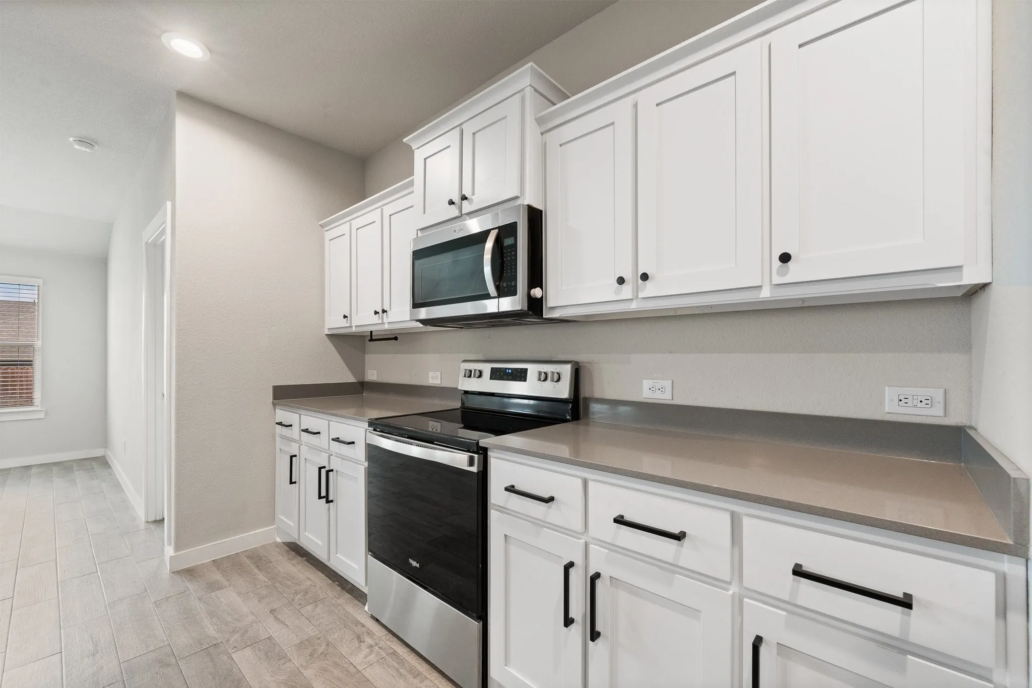 Single Family Residence For Sale in Johnson County , 628 Turtle Creek Park Trail, Alvarado, Texas 76009, 4 Bedroom, 2 Bathroom, 2 Garage spaces, 1,844 Sqft, built in 2022, mls#21309166, Real Estate Agent in Alvarado, Homes For Sale in Johnson county, Homes For Sale in Alvarado, Realtor in Alvarado Texas, Real Estate Brokerage Independent Realty Texas, Luminita Cordes Realtor