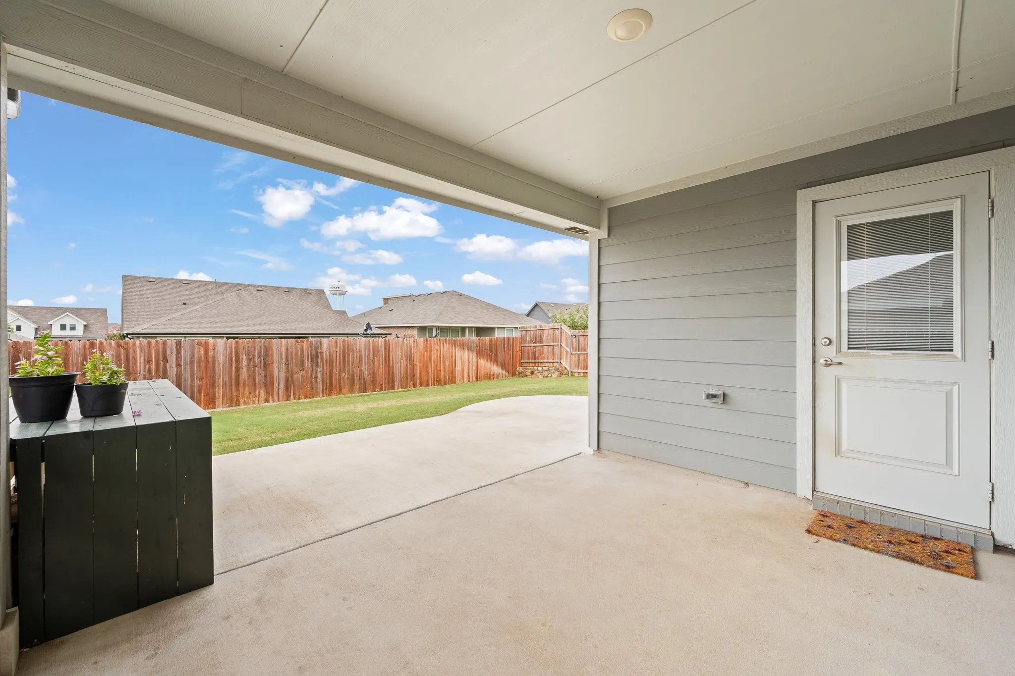 Single Family Residence For Sale in Johnson County , 628 Turtle Creek Park Trail, Alvarado, Texas 76009, 4 Bedroom, 2 Bathroom, 2 Garage spaces, 1,844 Sqft, built in 2022, mls#21309166, Real Estate Agent in Alvarado, Homes For Sale in Johnson county, Homes For Sale in Alvarado, Realtor in Alvarado Texas, Real Estate Brokerage Independent Realty Texas, Luminita Cordes Realtor