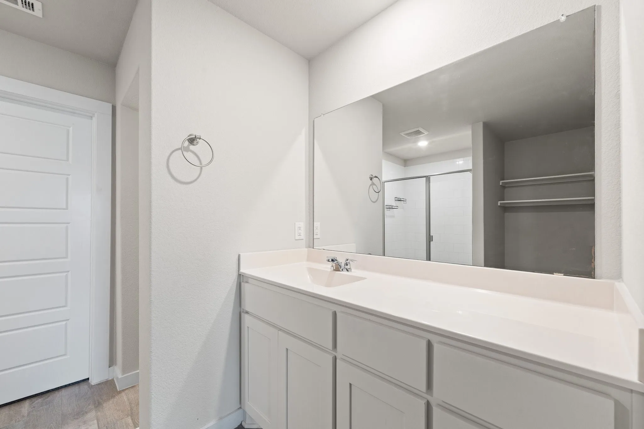Single Family Residence For Sale in Johnson County , 628 Turtle Creek Park Trail, Alvarado, Texas 76009, 4 Bedroom, 2 Bathroom, 2 Garage spaces, 1,844 Sqft, built in 2022, mls#21309166, Real Estate Agent in Alvarado, Homes For Sale in Johnson county, Homes For Sale in Alvarado, Realtor in Alvarado Texas, Real Estate Brokerage Independent Realty Texas, Luminita Cordes Realtor