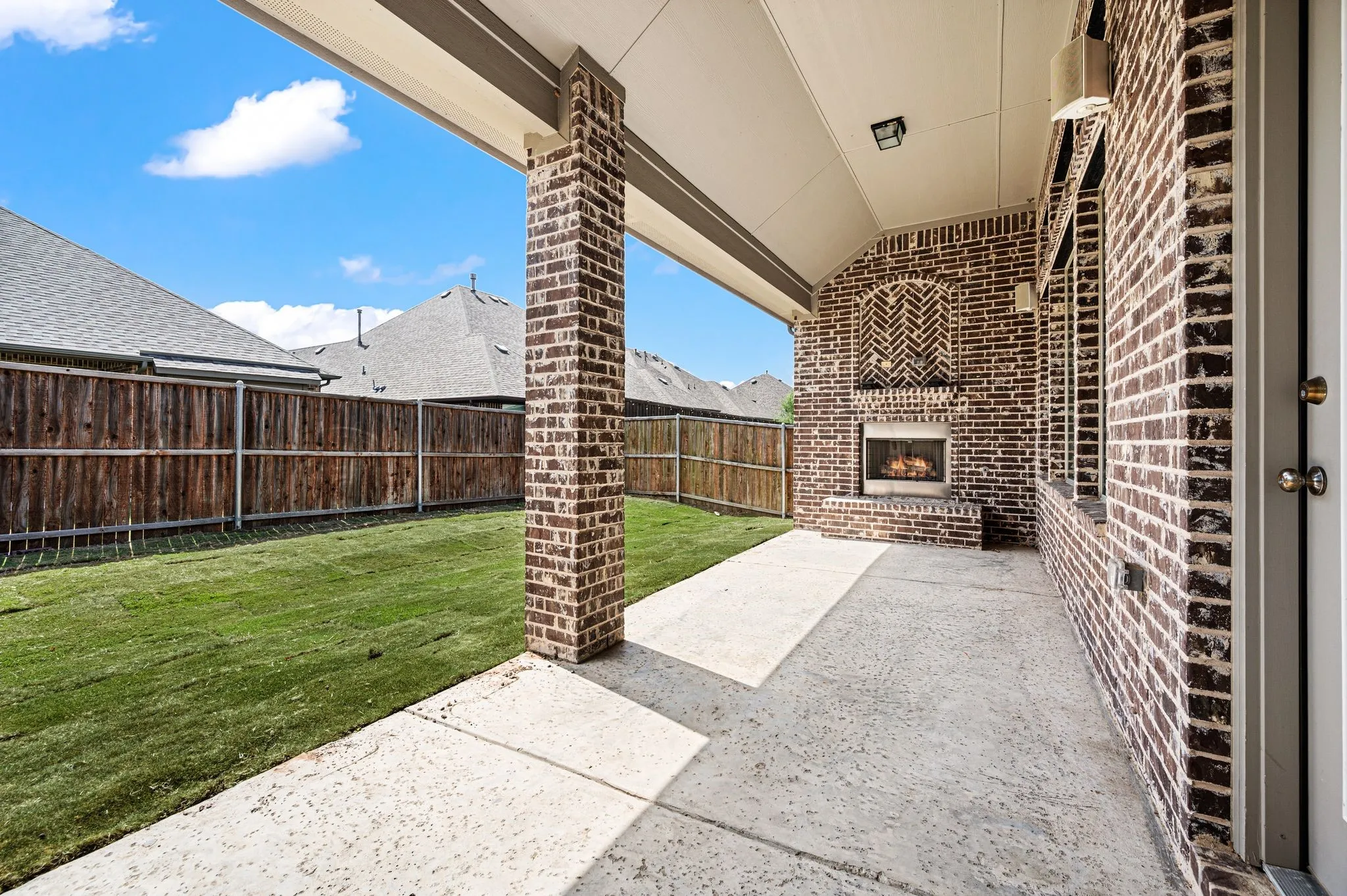 Single Family Residence For Rent in Rockwall County , 3318 Ridgecross Drive, Rockwall, Texas 75087, 4 Bedrooms, 4 Bathrooms, 3 Garage spaces, 3,959 Sqft, built in 2016, Price $4,000, mls#21334097, Real Estate Agent in Rockwall, Homes For Rent in Rockwall county, Homes For Rent in Rockwall, Realtor in Rockwall Texas, Real Estate Brokerage Independent Realty Texas, Luminita Cordes Realtor