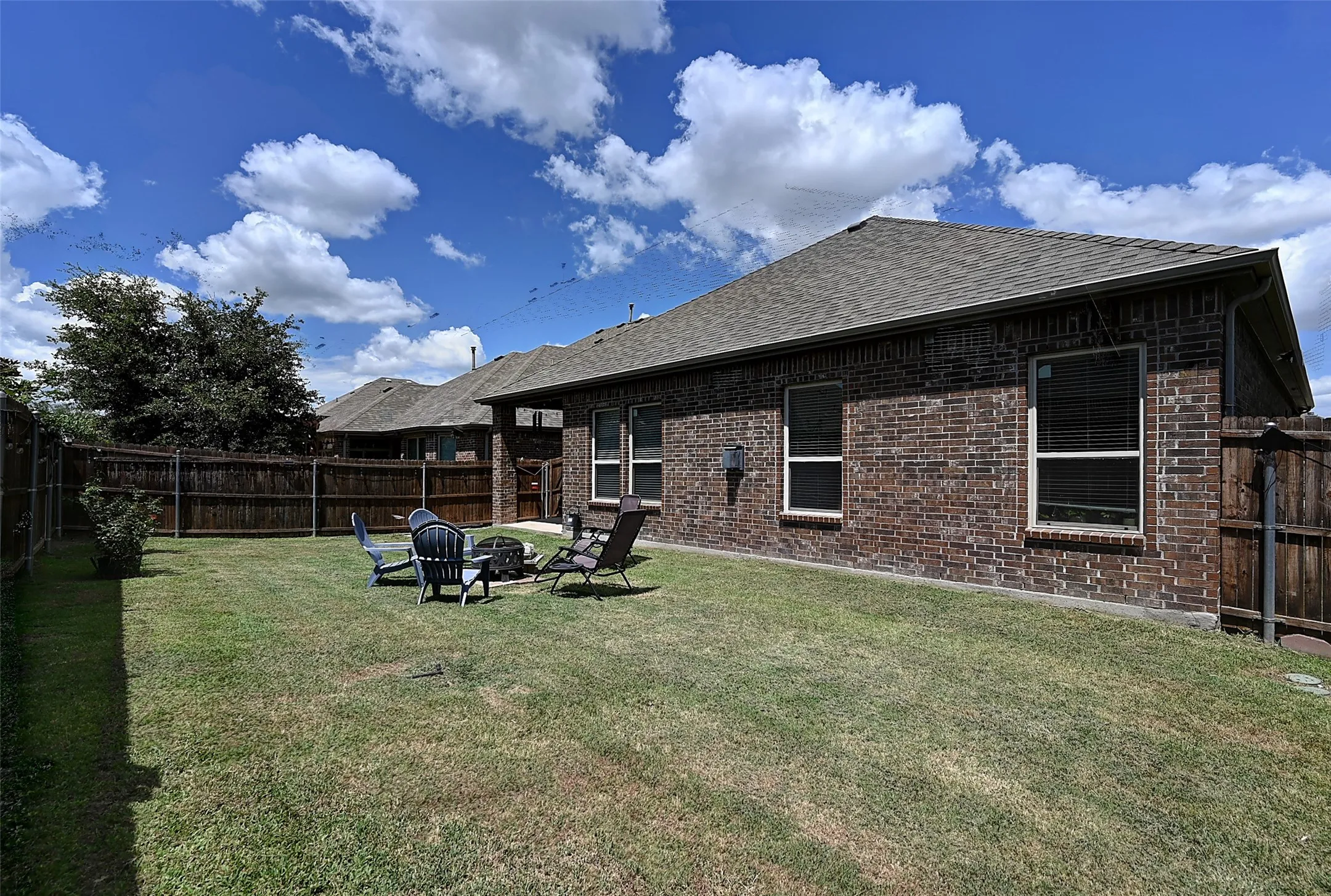 Single Family Residence For Sale in Denton County , 4016 Blessington Drive, Frisco, Texas 75036, 3 Bedroom, 2 Bathroom, 2 Garage spaces, 2,013 Sqft, built in 2017, Price $409,900, mls#21328913, Real Estate Agent in Frisco, Homes For Sale in Denton county, Homes For Sale in Frisco, Realtor in Frisco Texas, Real Estate Brokerage Independent Realty Texas, Luminita Cordes Realtor