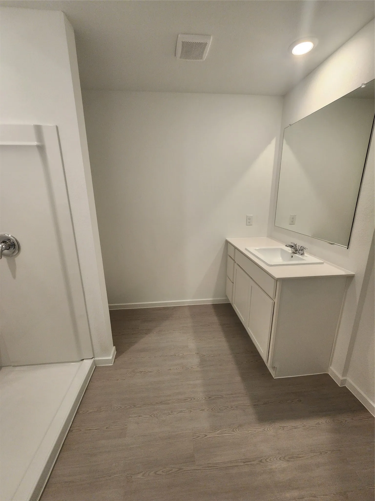 Single Family Residence For Rent in Denton County , 15013 Bushwacker Way, Fort Worth, Texas 76052, 3 Bedroom, 2 Bathroom, 2 Garage spaces, 1,411 Sqft, built in 2026, Price $2,300, mls#21334091, Real Estate Agent in Fort Worth, Homes For Rent in Denton county, Homes For Rent in Fort Worth, Realtor in Fort Worth Texas, Real Estate Brokerage Independent Realty Texas, Luminita Cordes Realtor