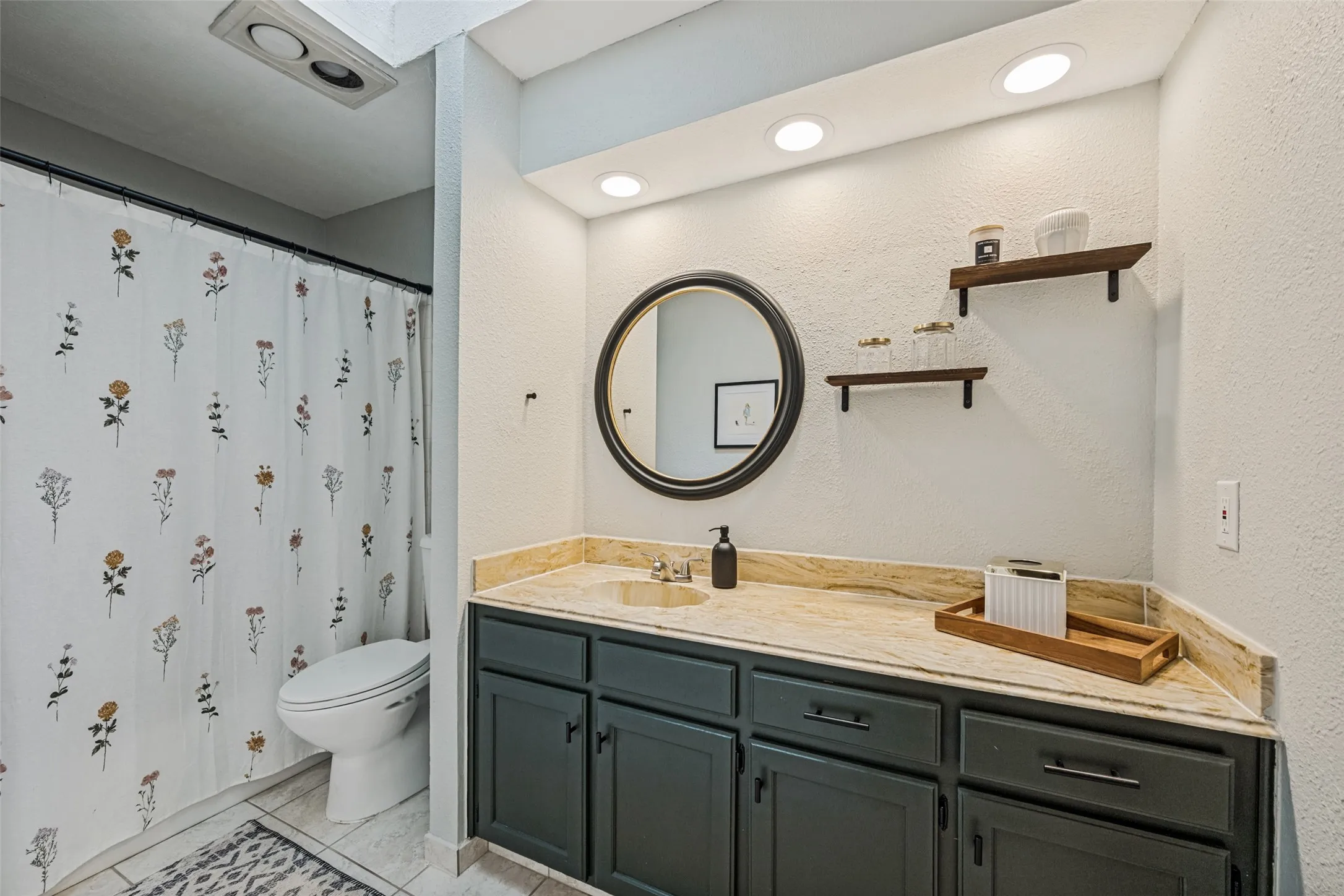 Single Family Residence For Sale in Tarrant County , 3410 Sheridan Court, Arlington, Texas 76017, 3 Bedroom, 2 Bathroom, 2 Garage spaces, 1,740 Sqft, built in 1980, mls#21320116, Real Estate Agent in Arlington, Homes For Sale in Tarrant county, Homes For Sale in Arlington, Realtor in Arlington Texas, Real Estate Brokerage Independent Realty Texas, Luminita Cordes Realtor