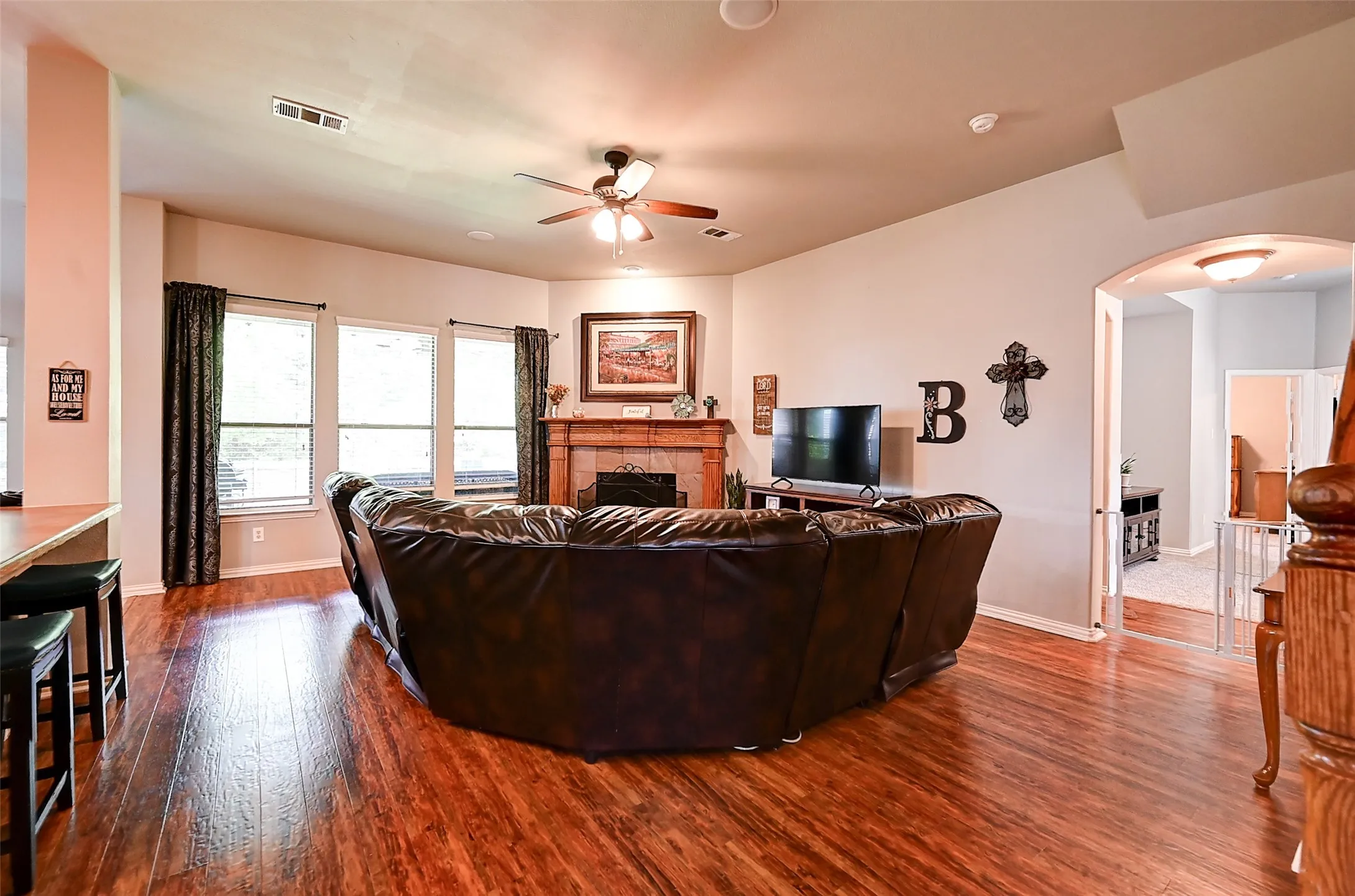 Single Family Residence For Sale in Rockwall County , 386 Phillips Court, Fate, Texas 75087, 4 Bedroom, 3 Bathroom, 2 Garage spaces, 2,754 Sqft, built in 2005, mls#21330419, Real Estate Agent in Fate, Homes For Sale in Rockwall county, Homes For Sale in Fate, Realtor in Fate Texas, Real Estate Brokerage Independent Realty Texas, Luminita Cordes Realtor