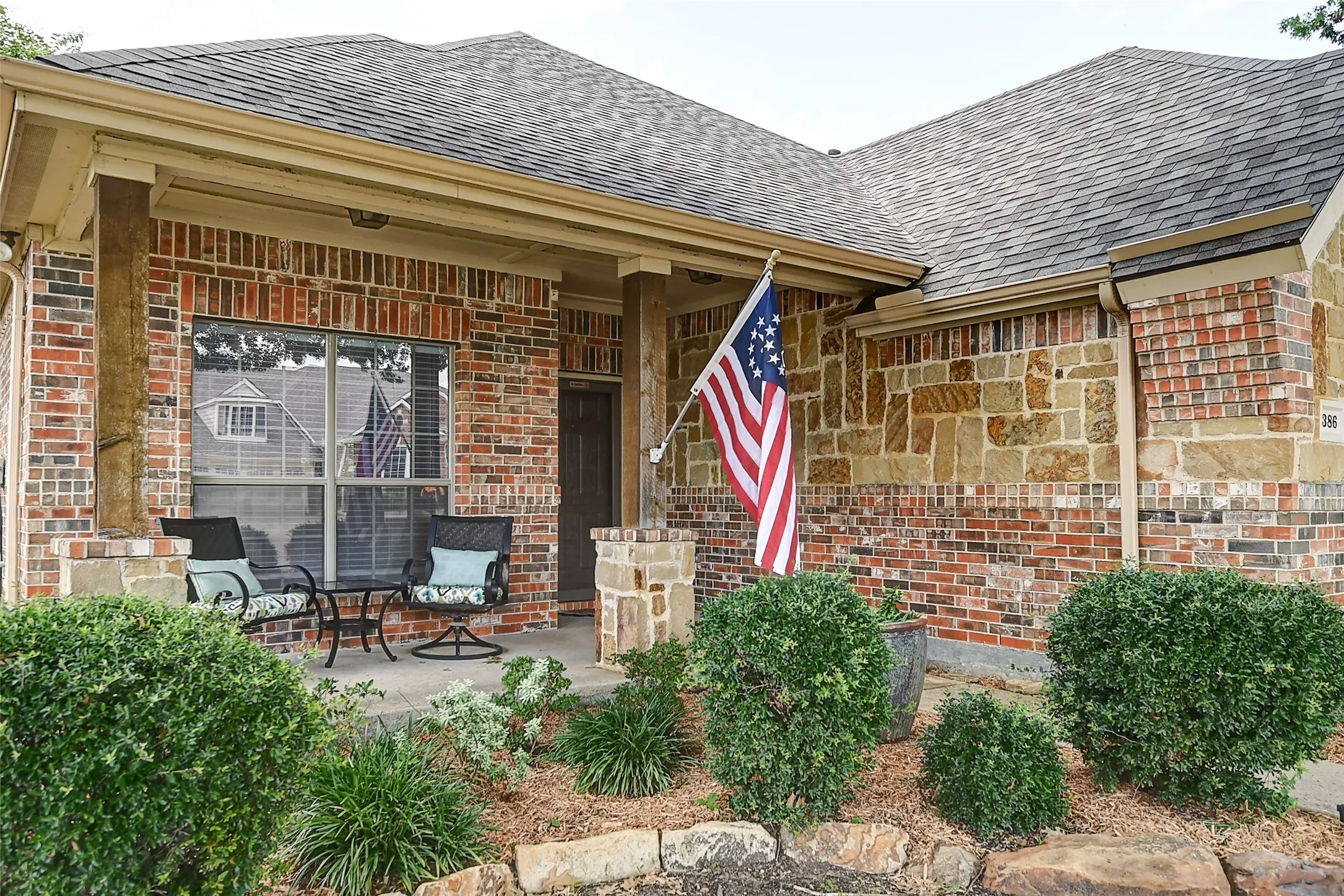 Single Family Residence For Sale in Rockwall County , 386 Phillips Court, Fate, Texas 75087, 4 Bedroom, 3 Bathroom, 2 Garage spaces, 2,754 Sqft, built in 2005, mls#21330419, Real Estate Agent in Fate, Homes For Sale in Rockwall county, Homes For Sale in Fate, Realtor in Fate Texas, Real Estate Brokerage Independent Realty Texas, Luminita Cordes Realtor