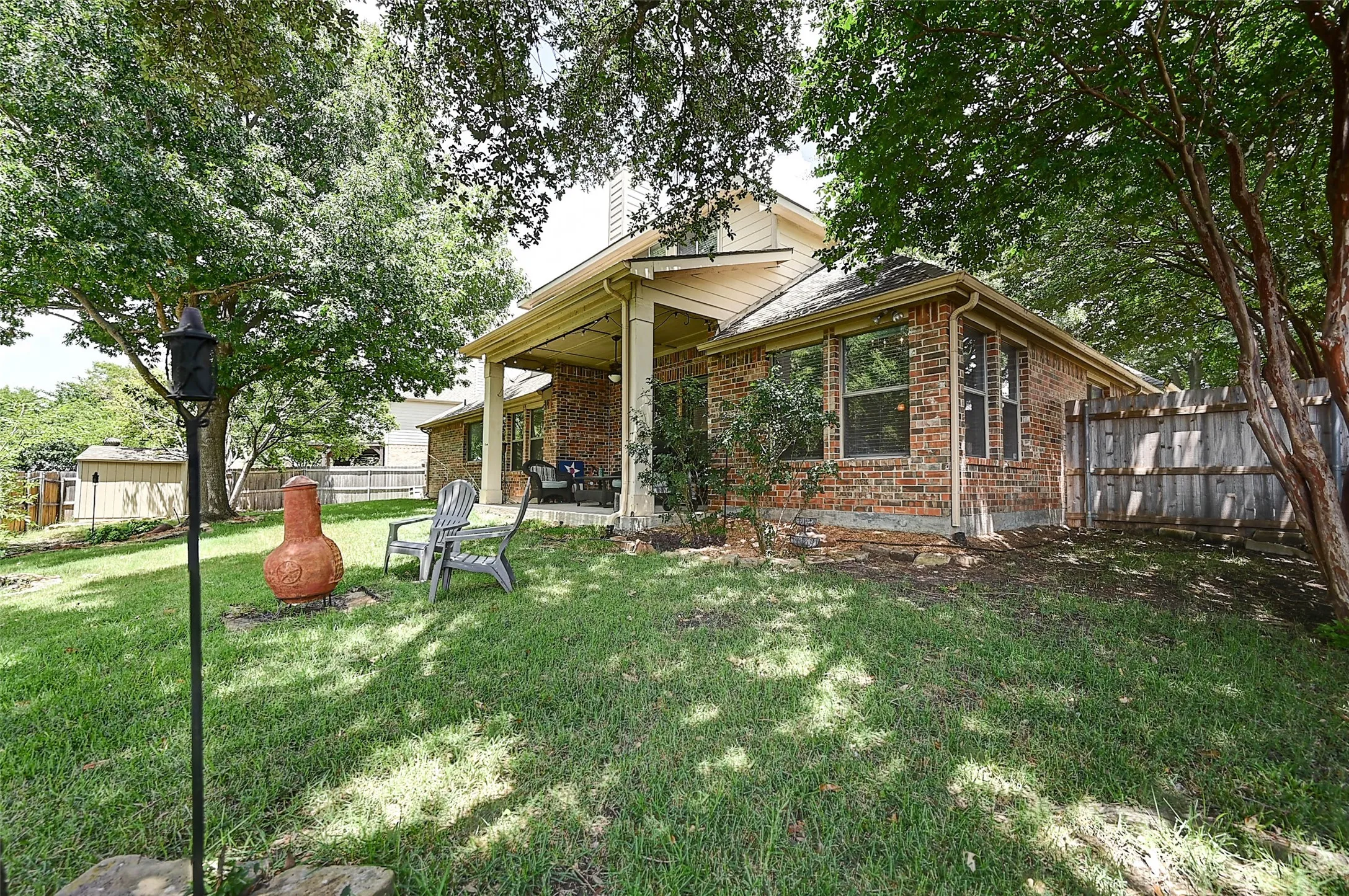 Single Family Residence For Sale in Rockwall County , 386 Phillips Court, Fate, Texas 75087, 4 Bedroom, 3 Bathroom, 2 Garage spaces, 2,754 Sqft, built in 2005, mls#21330419, Real Estate Agent in Fate, Homes For Sale in Rockwall county, Homes For Sale in Fate, Realtor in Fate Texas, Real Estate Brokerage Independent Realty Texas, Luminita Cordes Realtor