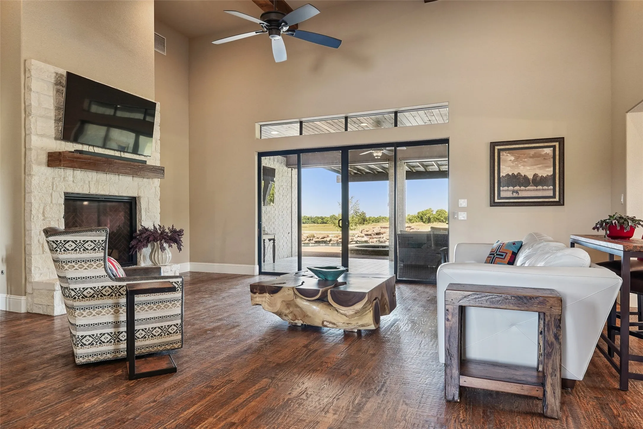 Single Family Residence For Sale in Denton County , 5550 Donald Road, Krum, Texas 76249, 5 Bedroom, 6 Bathroom, 3 Garage spaces, 4,202 Sqft, built in 2017, mls#21332419, Real Estate Agent in Krum, Homes For Sale in Denton county, Homes For Sale in Krum, Realtor in Krum Texas, Real Estate Brokerage Independent Realty Texas, Luminita Cordes Realtor