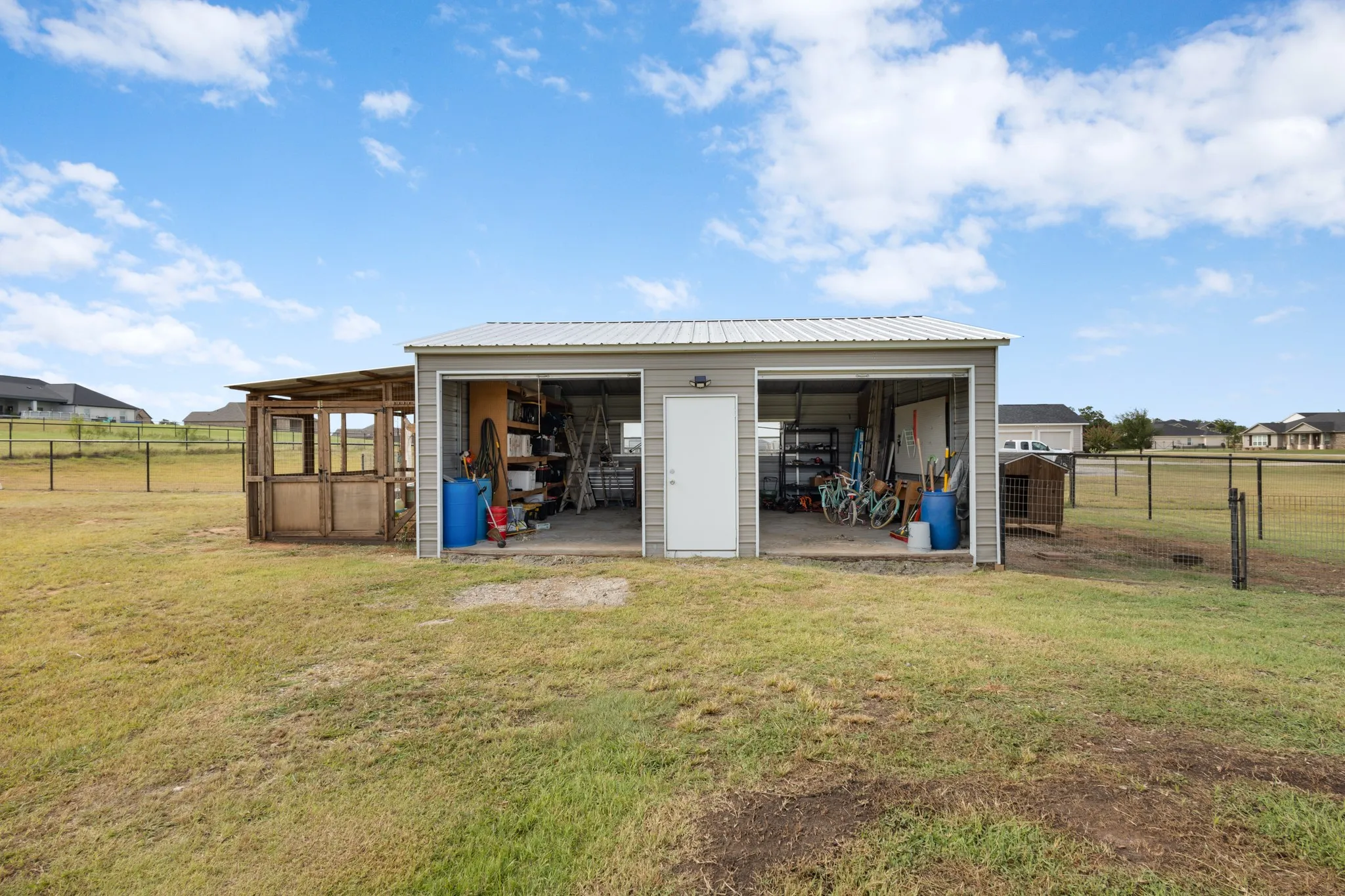 Single Family Residence For Sale in Wise County , 170 Spring Creek Circle, Paradise, Texas 76073, 4 Bedroom, 2 Bathroom, 2 Garage spaces, 2,426 Sqft, built in 2020, mls#21333208, Real Estate Agent in Paradise, Homes For Sale in Wise county, Homes For Sale in Paradise, Realtor in Paradise Texas, Real Estate Brokerage Independent Realty Texas, Luminita Cordes Realtor