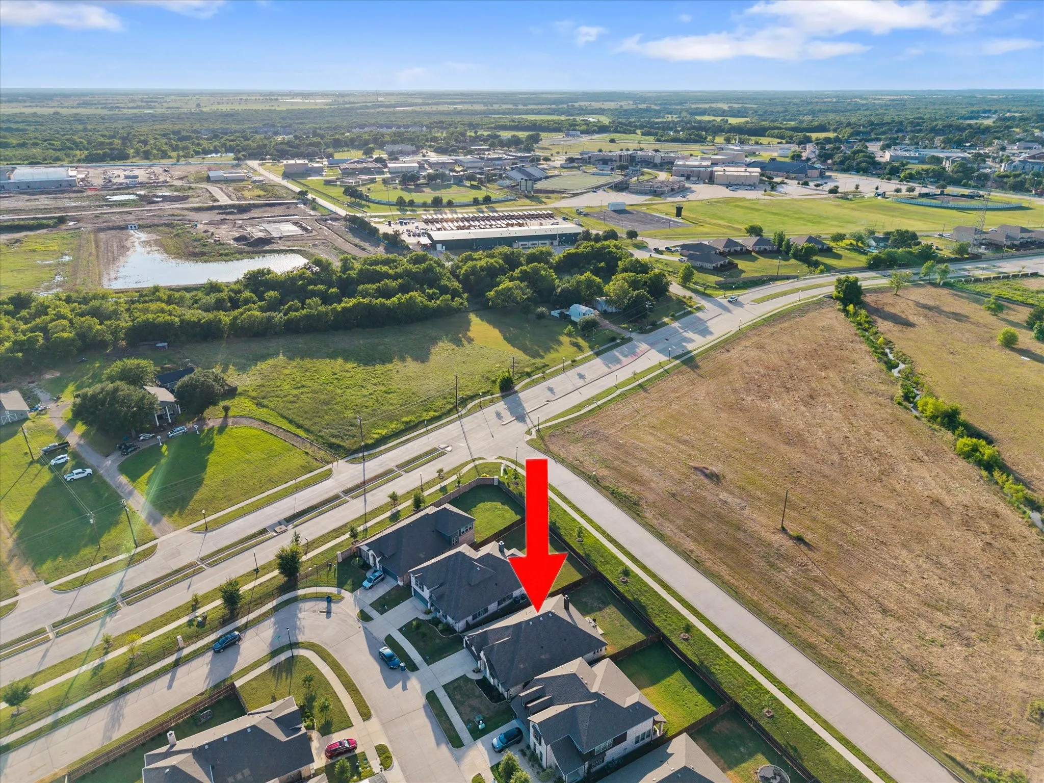 Single Family Residence For Sale in Kaufman County , 3904 Holly Springs Lane, Kaufman, Texas 75142, 4 Bedrooms, 2 Bathrooms, 2 Garage spaces, 2,462 Sqft, built in 2022, Price $374,900, mls#21333500, Real Estate Agent in Kaufman, Homes For Sale in Kaufman county, Homes For Sale in Kaufman, Realtor in Kaufman Texas, Real Estate Brokerage Independent Realty Texas, Luminita Cordes Realtor