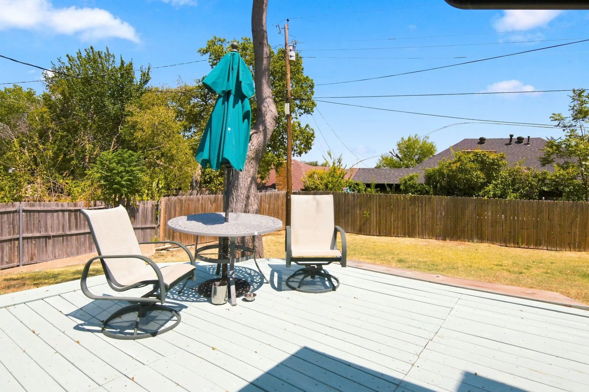 Single Family Residence For Sale in Dallas County , 2420 Timberlake Drive, Irving, Texas 75062, 4 Bedroom, 2 Bathroom, 2 Garage spaces, 1,597 Sqft, built in 1964, mls#21334159, Real Estate Agent in Irving, Homes For Sale in Dallas county, Homes For Sale in Irving, Realtor in Irving Texas, Real Estate Brokerage Independent Realty Texas, Luminita Cordes Realtor