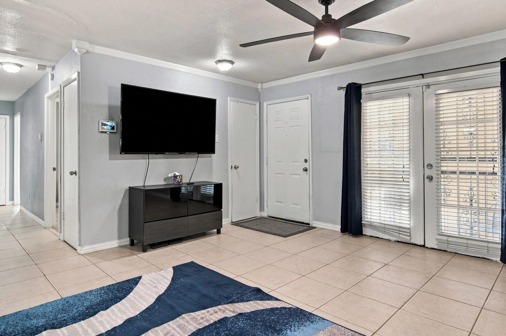 Single Family Residence For Sale in Dallas County , 2420 Timberlake Drive, Irving, Texas 75062, 4 Bedroom, 2 Bathroom, 2 Garage spaces, 1,597 Sqft, built in 1964, mls#21334159, Real Estate Agent in Irving, Homes For Sale in Dallas county, Homes For Sale in Irving, Realtor in Irving Texas, Real Estate Brokerage Independent Realty Texas, Luminita Cordes Realtor