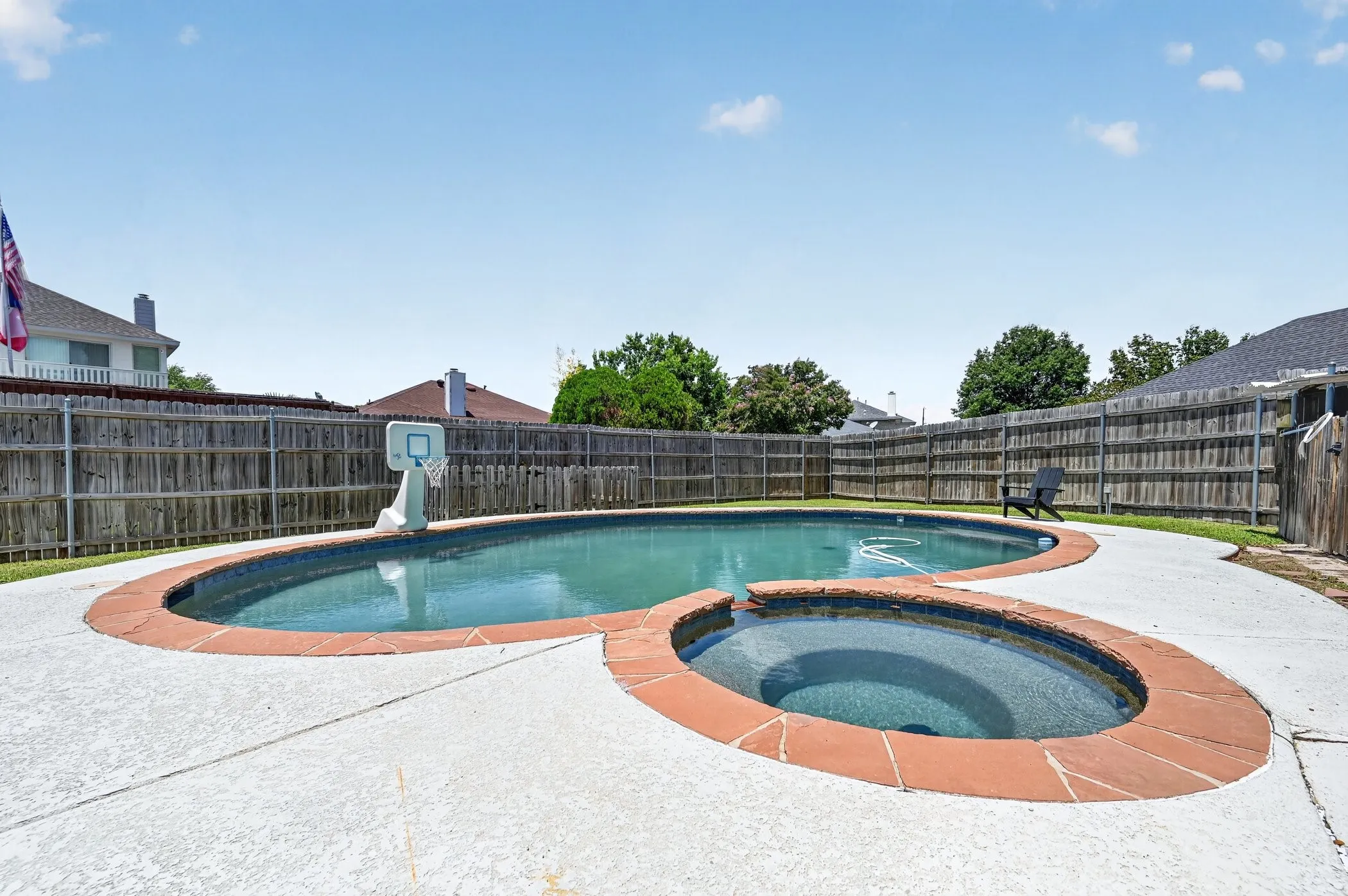 Single Family Residence For Sale in Dallas County , 8413 Linda Vista Court, Rowlett, Texas 75088, 4 Bedroom, 3 Bathroom, 2 Garage spaces, 2,826 Sqft, built in 1992, mls#21267358, Real Estate Agent in Rowlett, Homes For Sale in Dallas county, Homes For Sale in Rowlett, Realtor in Rowlett Texas, Real Estate Brokerage Independent Realty Texas, Luminita Cordes Realtor