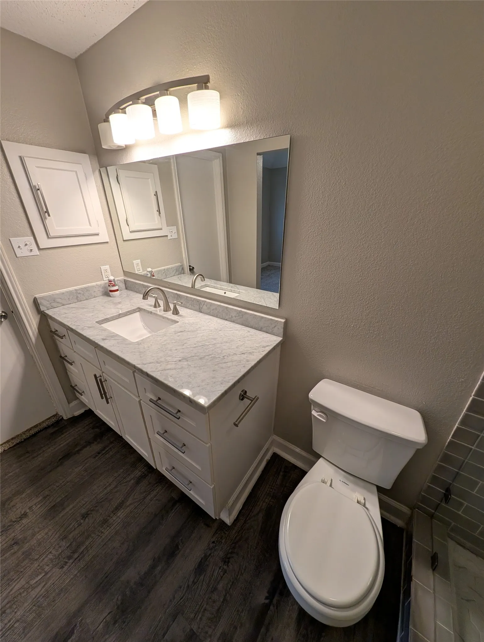 Single Family Residence For Sale in Tarrant County , 8220 Meadowbrook Drive, Watauga, Texas 76148, 3 Bedroom, 2 Bathroom, 2 Garage spaces, 1,356 Sqft, built in 1987, mls#21333495, Real Estate Agent in Watauga, Homes For Sale in Tarrant county, Homes For Sale in Watauga, Realtor in Watauga Texas, Real Estate Brokerage Independent Realty Texas, Luminita Cordes Realtor