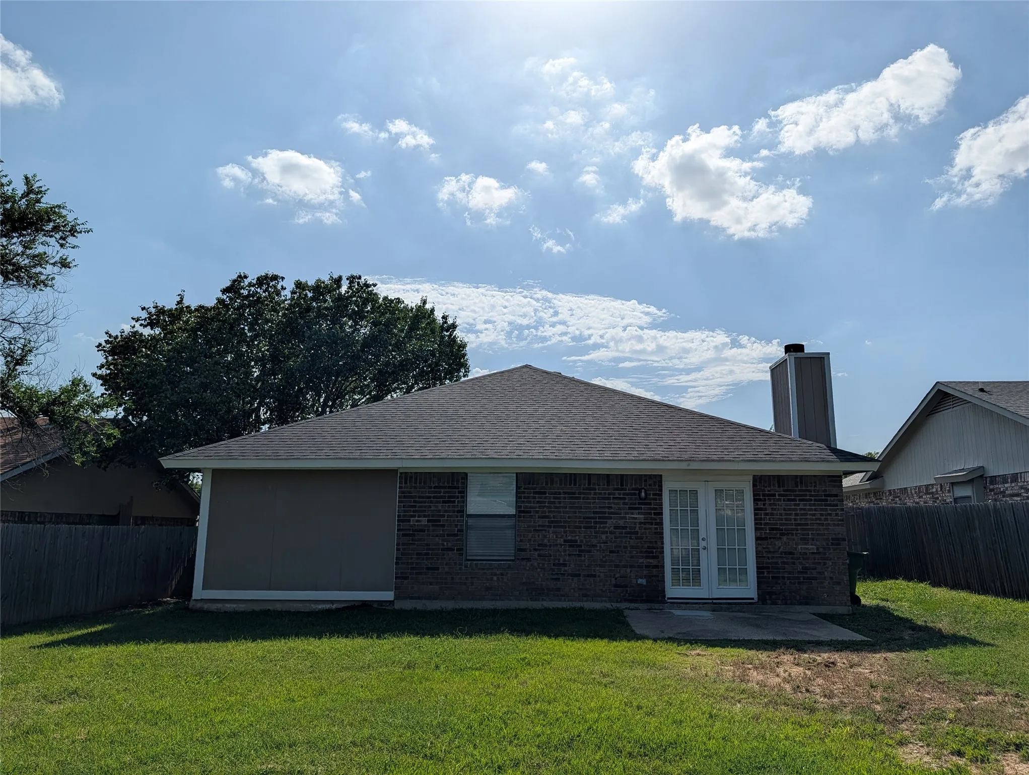 Single Family Residence For Sale in Tarrant County , 8220 Meadowbrook Drive, Watauga, Texas 76148, 3 Bedroom, 2 Bathroom, 2 Garage spaces, 1,356 Sqft, built in 1987, mls#21333495, Real Estate Agent in Watauga, Homes For Sale in Tarrant county, Homes For Sale in Watauga, Realtor in Watauga Texas, Real Estate Brokerage Independent Realty Texas, Luminita Cordes Realtor
