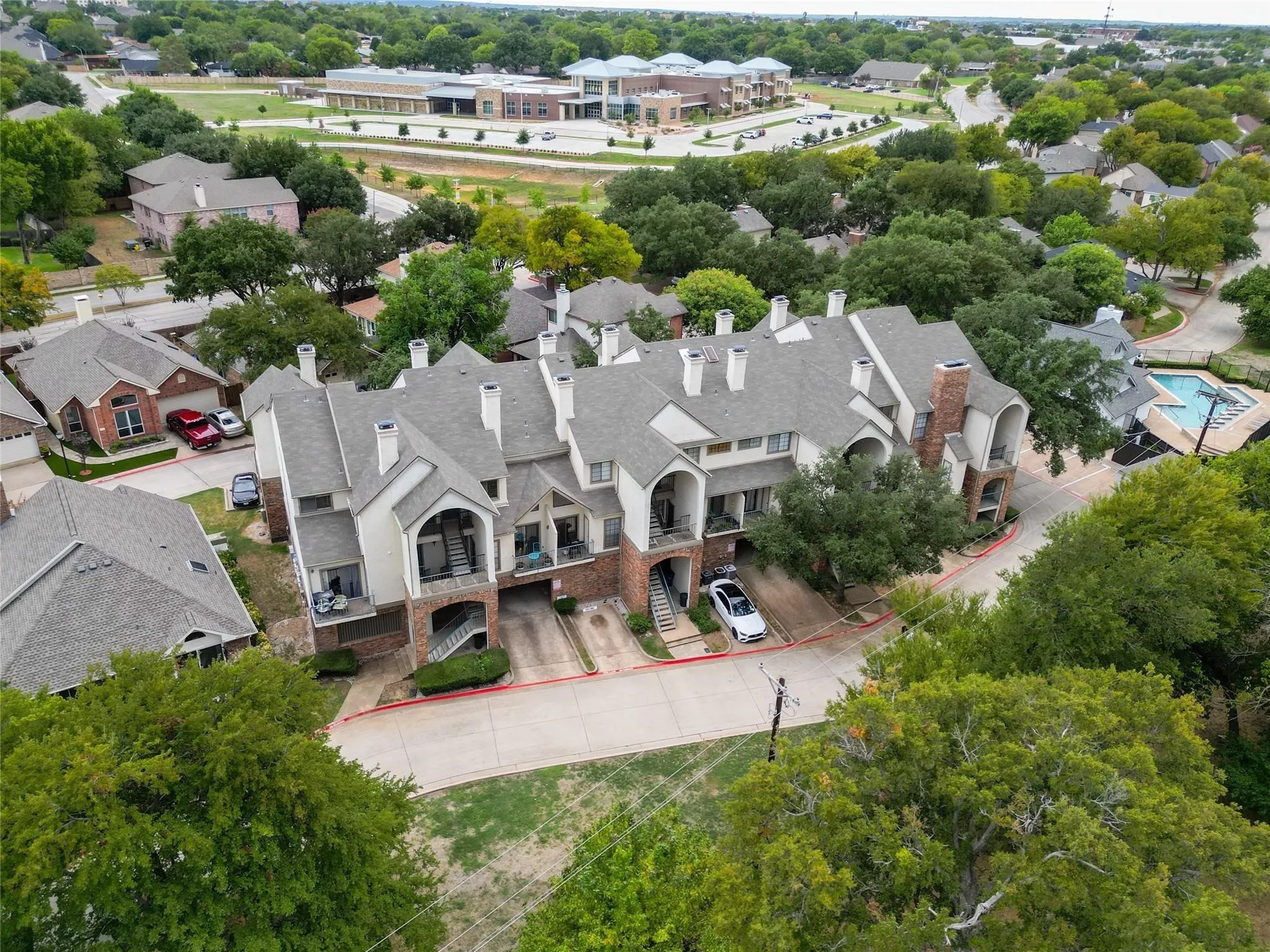 Apartment For Sale in Tarrant County , 501 Arbor Creek Drive, Euless, Texas 76039, 1 Bedroom, 2 Bathrooms, Garage spaces, 0 Sqft, built in 1985, Price $2,575,000, mls#21334170, Real Estate Agent in Euless, Homes For Sale in Tarrant county, Homes For Sale in Euless, Realtor in Euless Texas, Real Estate Brokerage Independent Realty Texas, Luminita Cordes Realtor