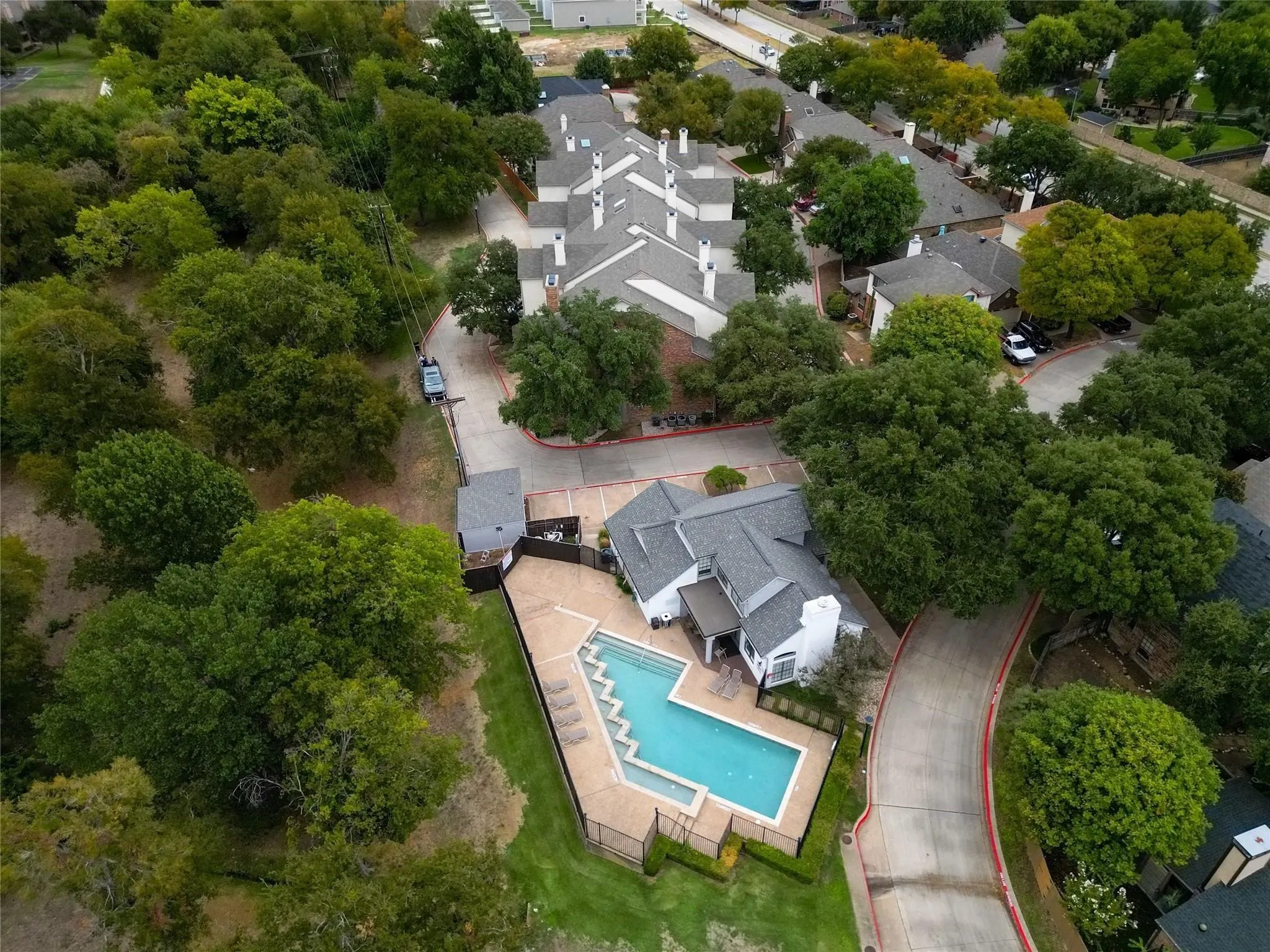 Apartment For Sale in Tarrant County , 501 Arbor Creek Drive, Euless, Texas 76039, 1 Bedroom, 2 Bathrooms, Garage spaces, 0 Sqft, built in 1985, Price $2,575,000, mls#21334170, Real Estate Agent in Euless, Homes For Sale in Tarrant county, Homes For Sale in Euless, Realtor in Euless Texas, Real Estate Brokerage Independent Realty Texas, Luminita Cordes Realtor