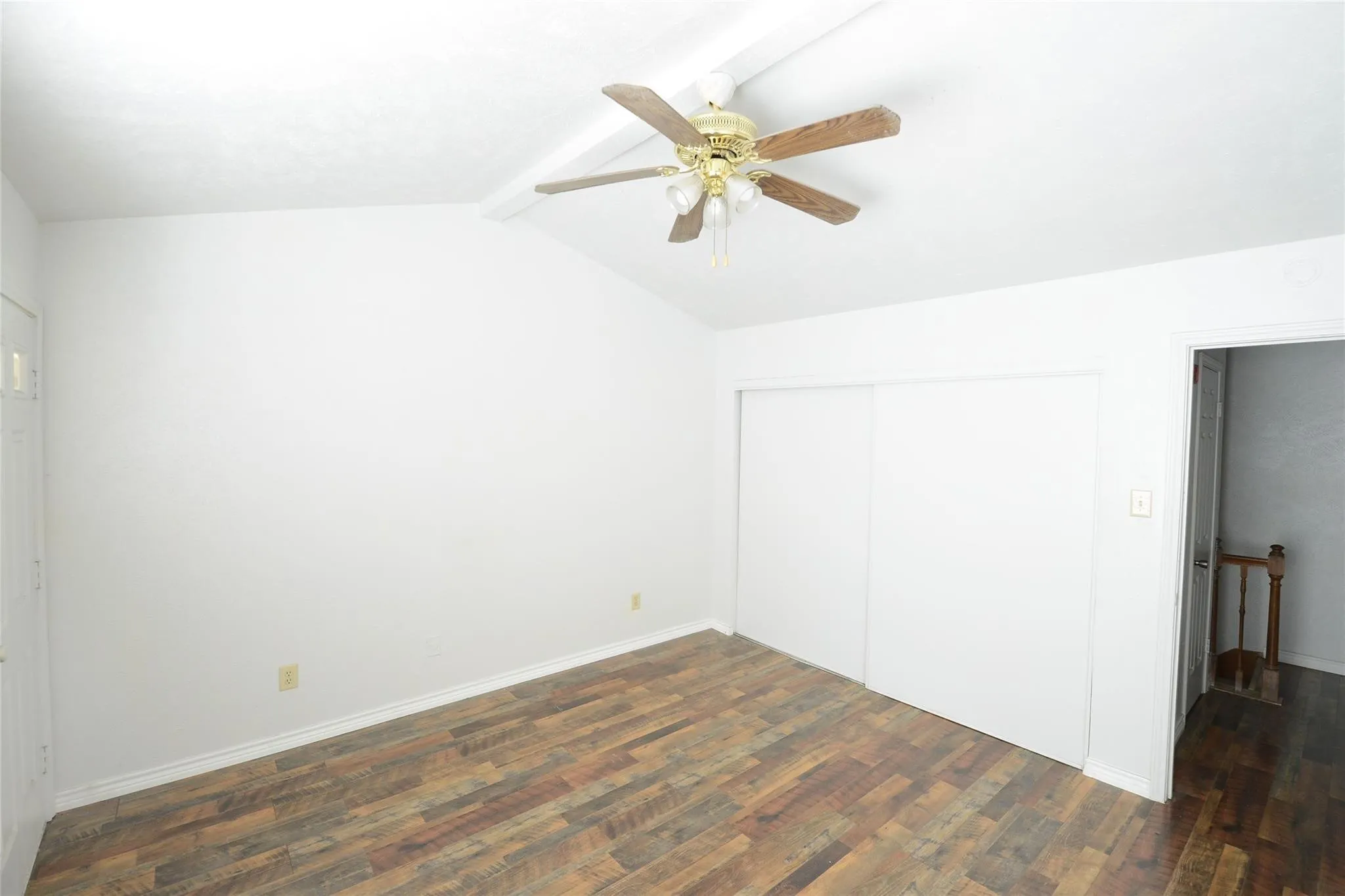 Apartment For Sale in Tarrant County , 501 Arbor Creek Drive, Euless, Texas 76039, 1 Bedroom, 2 Bathrooms, Garage spaces, 0 Sqft, built in 1985, Price $2,575,000, mls#21334170, Real Estate Agent in Euless, Homes For Sale in Tarrant county, Homes For Sale in Euless, Realtor in Euless Texas, Real Estate Brokerage Independent Realty Texas, Luminita Cordes Realtor