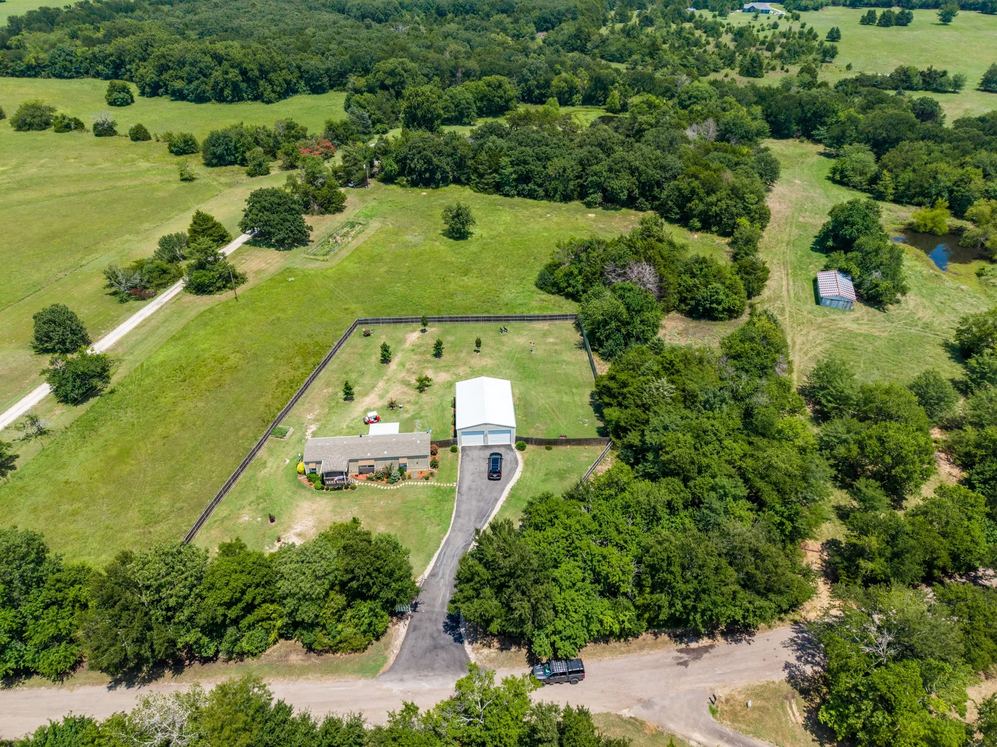 Manufactured Home For Sale in Hunt County , 4450 County Road 3110, Campbell, Texas 75422, 2 Bedroom, 2 Bathroom, 4 Garage spaces, 960 Sqft, built in 2021, mls#21332548, Real Estate Agent in Campbell, Homes For Sale in Hunt county, Homes For Sale in Campbell, Realtor in Campbell Texas, Real Estate Brokerage Independent Realty Texas, Luminita Cordes Realtor