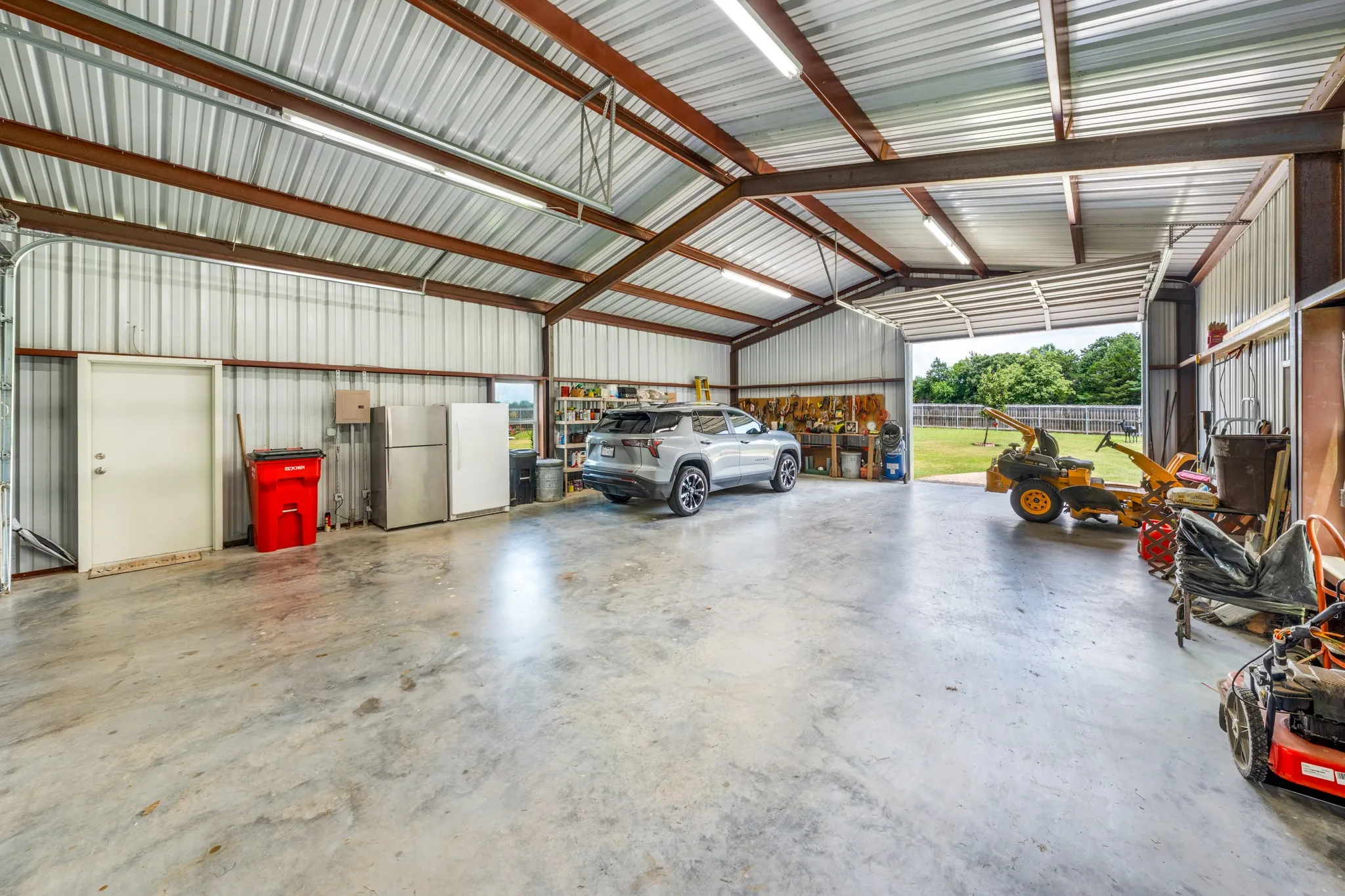 Manufactured Home For Sale in Hunt County , 4450 County Road 3110, Campbell, Texas 75422, 2 Bedroom, 2 Bathroom, 4 Garage spaces, 960 Sqft, built in 2021, mls#21332548, Real Estate Agent in Campbell, Homes For Sale in Hunt county, Homes For Sale in Campbell, Realtor in Campbell Texas, Real Estate Brokerage Independent Realty Texas, Luminita Cordes Realtor