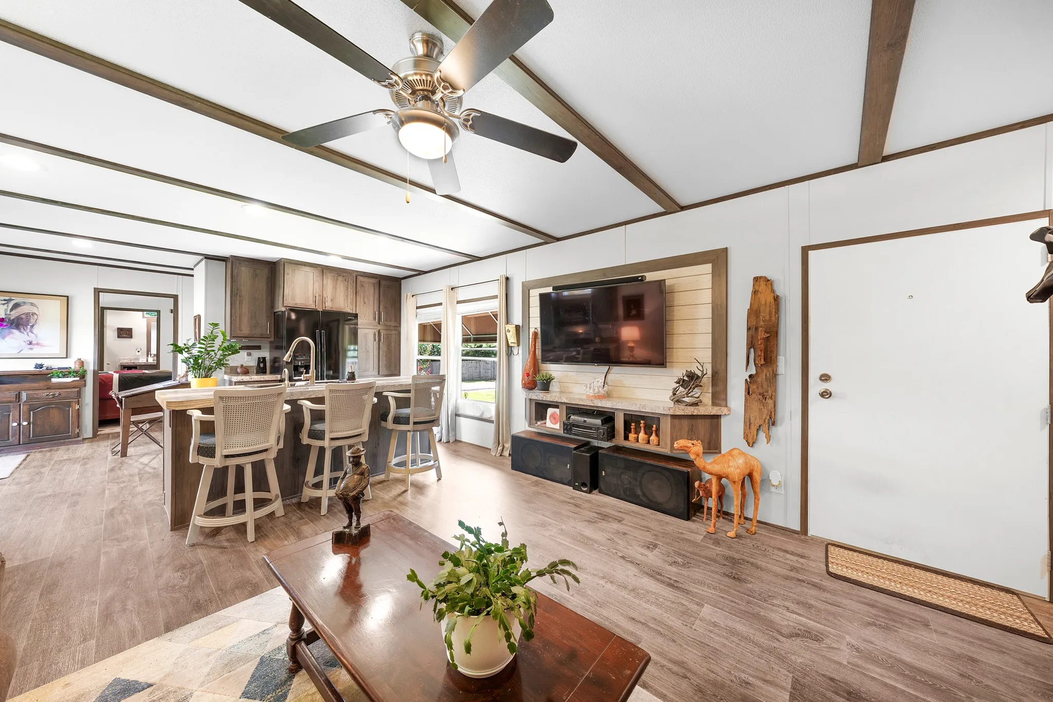 Manufactured Home For Sale in Hunt County , 4450 County Road 3110, Campbell, Texas 75422, 2 Bedroom, 2 Bathroom, 4 Garage spaces, 960 Sqft, built in 2021, mls#21332548, Real Estate Agent in Campbell, Homes For Sale in Hunt county, Homes For Sale in Campbell, Realtor in Campbell Texas, Real Estate Brokerage Independent Realty Texas, Luminita Cordes Realtor