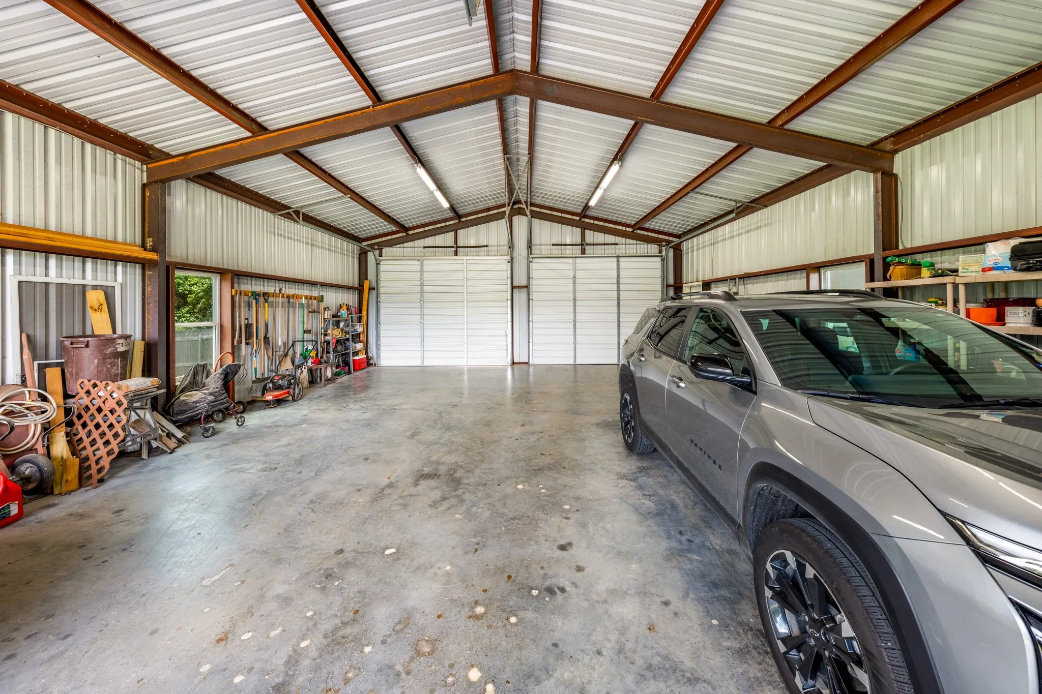 Manufactured Home For Sale in Hunt County , 4450 County Road 3110, Campbell, Texas 75422, 2 Bedroom, 2 Bathroom, 4 Garage spaces, 960 Sqft, built in 2021, mls#21332548, Real Estate Agent in Campbell, Homes For Sale in Hunt county, Homes For Sale in Campbell, Realtor in Campbell Texas, Real Estate Brokerage Independent Realty Texas, Luminita Cordes Realtor