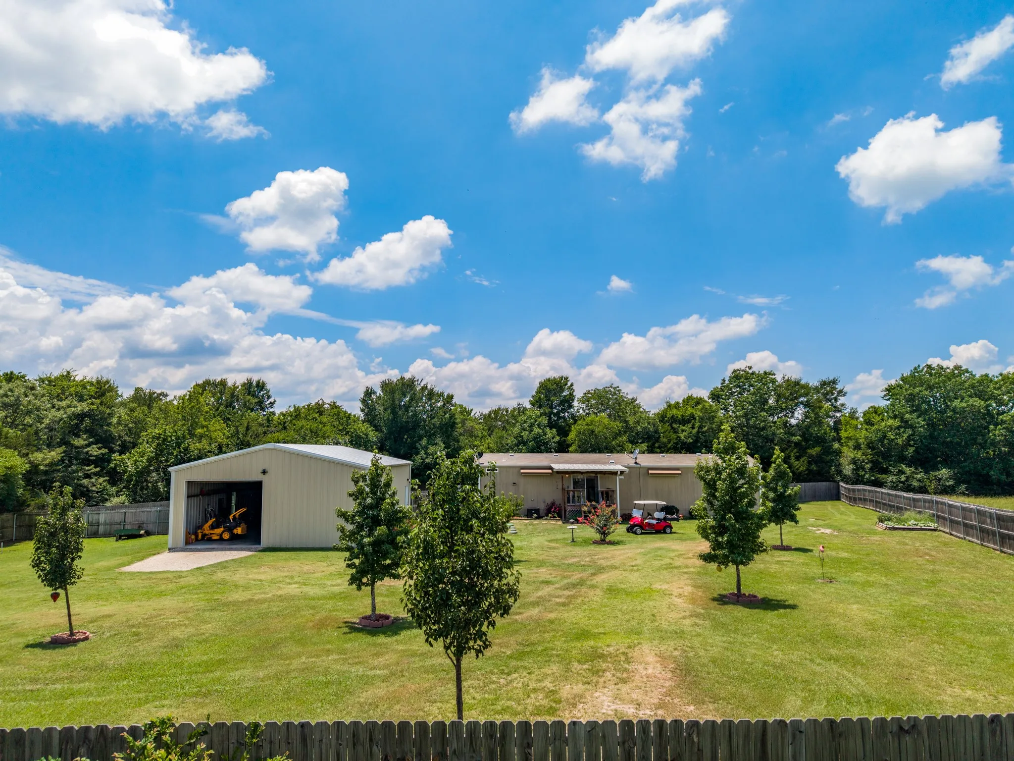 Manufactured Home For Sale in Hunt County , 4450 County Road 3110, Campbell, Texas 75422, 2 Bedroom, 2 Bathroom, 4 Garage spaces, 960 Sqft, built in 2021, mls#21332548, Real Estate Agent in Campbell, Homes For Sale in Hunt county, Homes For Sale in Campbell, Realtor in Campbell Texas, Real Estate Brokerage Independent Realty Texas, Luminita Cordes Realtor