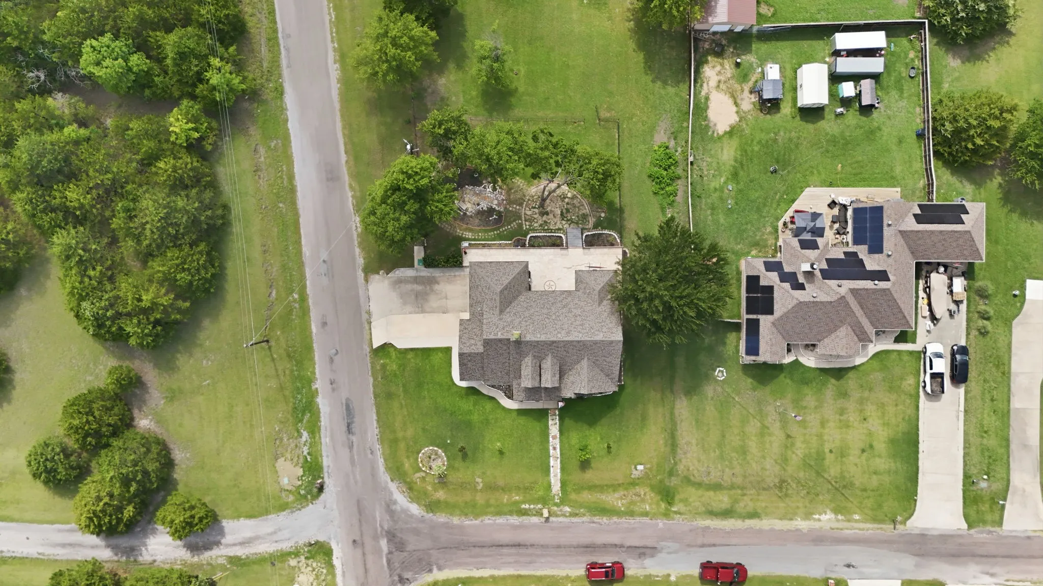 Single Family Residence For Sale in Grayson County , 11 Lopez Drive, Sherman, Texas 75090, 3 Bedroom, 2 Bathroom, 2 Garage spaces, 2,246 Sqft, built in 2005, mls#21329700, Real Estate Agent in Sherman, Homes For Sale in Grayson county, Homes For Sale in Sherman, Realtor in Sherman Texas, Real Estate Brokerage Independent Realty Texas, Luminita Cordes Realtor