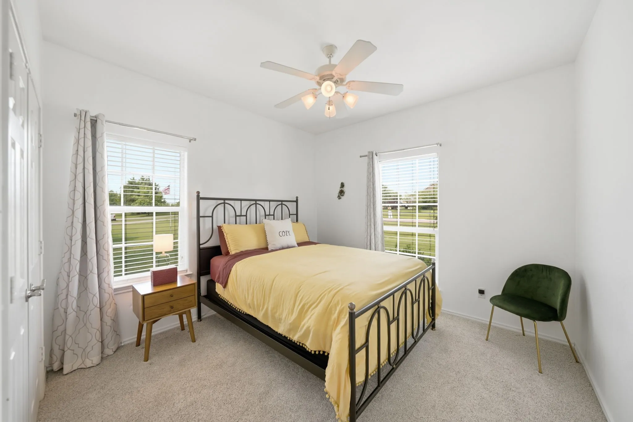 Single Family Residence For Sale in Grayson County , 11 Lopez Drive, Sherman, Texas 75090, 3 Bedroom, 2 Bathroom, 2 Garage spaces, 2,246 Sqft, built in 2005, mls#21329700, Real Estate Agent in Sherman, Homes For Sale in Grayson county, Homes For Sale in Sherman, Realtor in Sherman Texas, Real Estate Brokerage Independent Realty Texas, Luminita Cordes Realtor