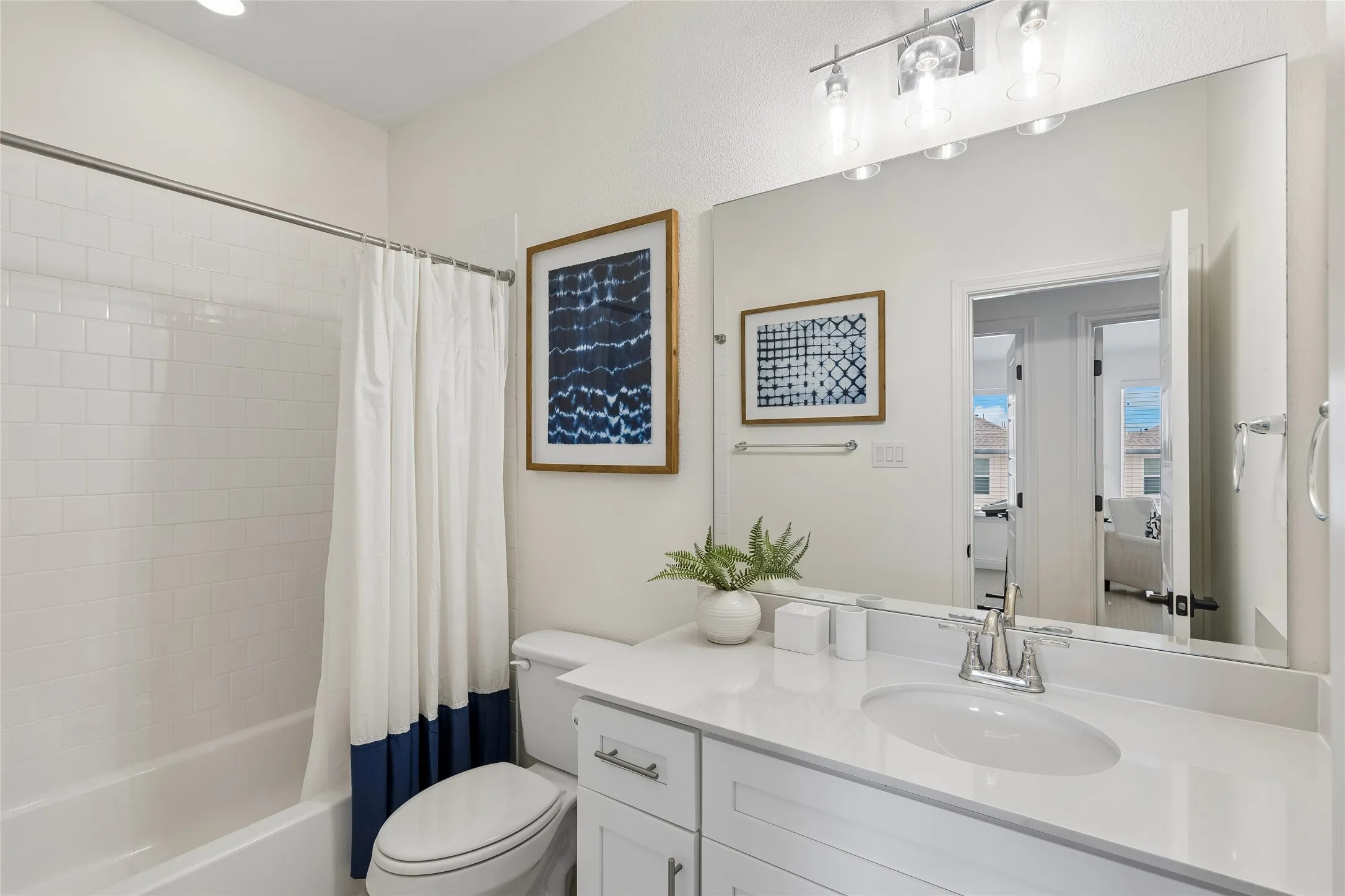 Townhouse For Sale in Tarrant County , 3445 Vista Highlands Lane, Fort Worth, Texas 76135, 3 Bedroom, 3 Bathroom, 2 Garage spaces, 1,669 Sqft, built in 2023, mls#21334195, Real Estate Agent in Fort Worth, Homes For Sale in Tarrant county, Homes For Sale in Fort Worth, Realtor in Fort Worth Texas, Real Estate Brokerage Independent Realty Texas, Luminita Cordes Realtor