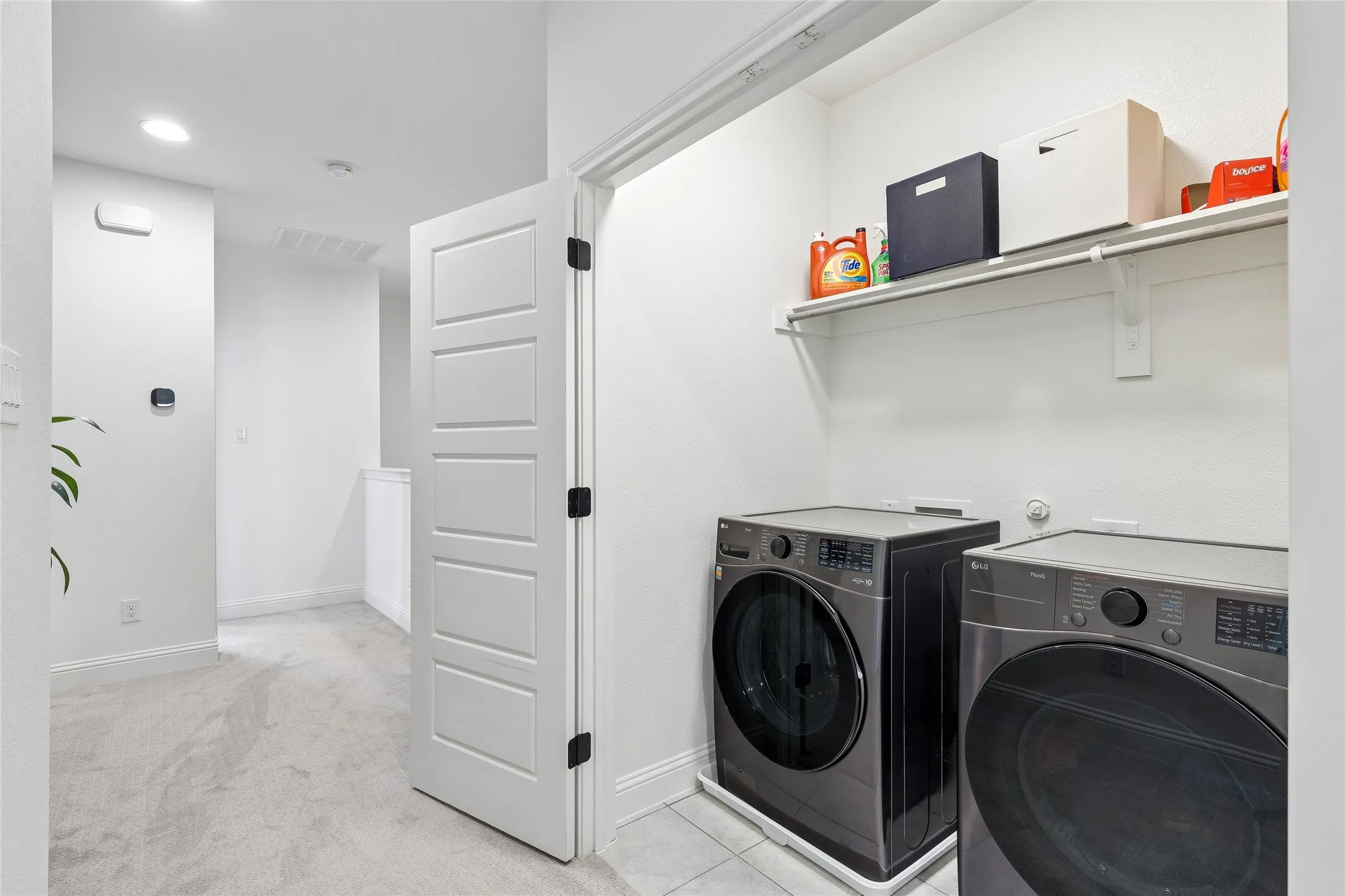 Townhouse For Sale in Tarrant County , 3445 Vista Highlands Lane, Fort Worth, Texas 76135, 3 Bedroom, 3 Bathroom, 2 Garage spaces, 1,669 Sqft, built in 2023, mls#21334195, Real Estate Agent in Fort Worth, Homes For Sale in Tarrant county, Homes For Sale in Fort Worth, Realtor in Fort Worth Texas, Real Estate Brokerage Independent Realty Texas, Luminita Cordes Realtor