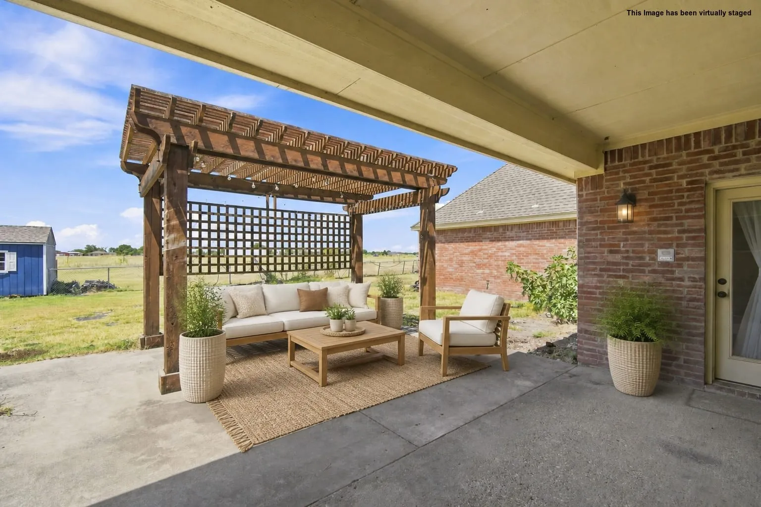Single Family Residence For Sale in Ellis County , 429 Rugged Drive, Red Oak, Texas 75154, 4 Bedroom, 3 Bathroom, 3 Garage spaces, 3,224 Sqft, built in 2005, mls#21334129, Real Estate Agent in Red Oak, Homes For Sale in Ellis county, Homes For Sale in Red Oak, Realtor in Red Oak Texas, Real Estate Brokerage Independent Realty Texas, Luminita Cordes Realtor