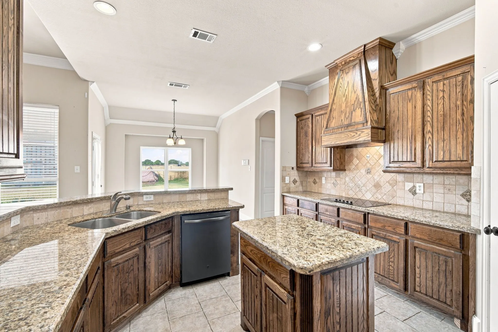 Single Family Residence For Sale in Ellis County , 429 Rugged Drive, Red Oak, Texas 75154, 4 Bedroom, 3 Bathroom, 3 Garage spaces, 3,224 Sqft, built in 2005, mls#21334129, Real Estate Agent in Red Oak, Homes For Sale in Ellis county, Homes For Sale in Red Oak, Realtor in Red Oak Texas, Real Estate Brokerage Independent Realty Texas, Luminita Cordes Realtor