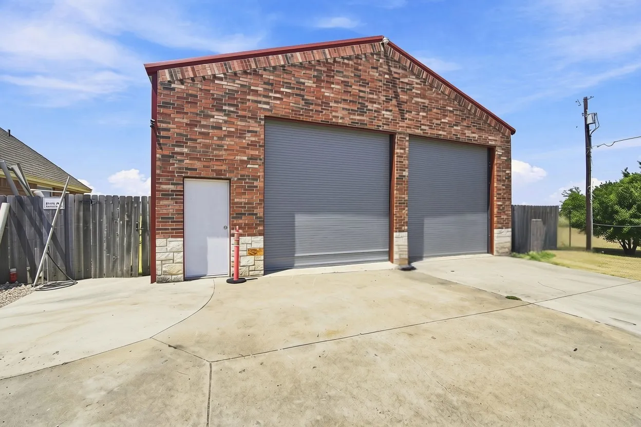 Single Family Residence For Sale in Ellis County , 429 Rugged Drive, Red Oak, Texas 75154, 4 Bedroom, 3 Bathroom, 3 Garage spaces, 3,224 Sqft, built in 2005, mls#21334129, Real Estate Agent in Red Oak, Homes For Sale in Ellis county, Homes For Sale in Red Oak, Realtor in Red Oak Texas, Real Estate Brokerage Independent Realty Texas, Luminita Cordes Realtor