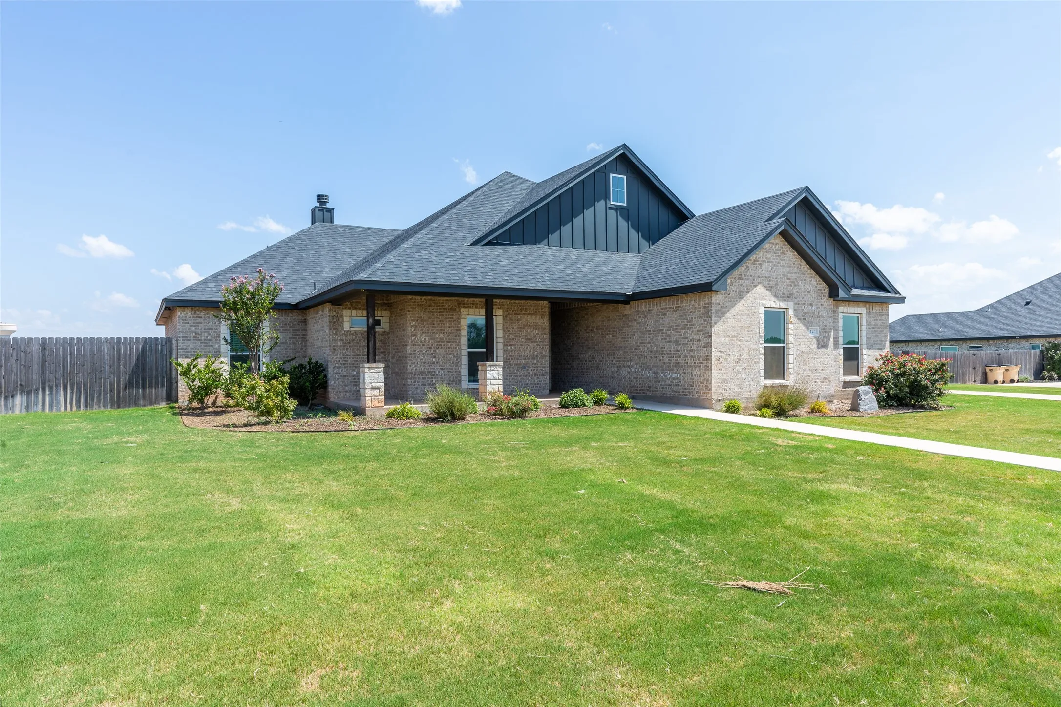 Single Family Residence For Sale in Taylor County , 142 Rio Grande, Abilene, Texas 79606, 4 Bedroom, 3 Bathroom, 2 Garage spaces, 2,490 Sqft, built in 2023, mls#21332670, Real Estate Agent in Abilene, Homes For Sale in Taylor county, Homes For Sale in Abilene, Realtor in Abilene Texas, Real Estate Brokerage Independent Realty Texas, Luminita Cordes Realtor